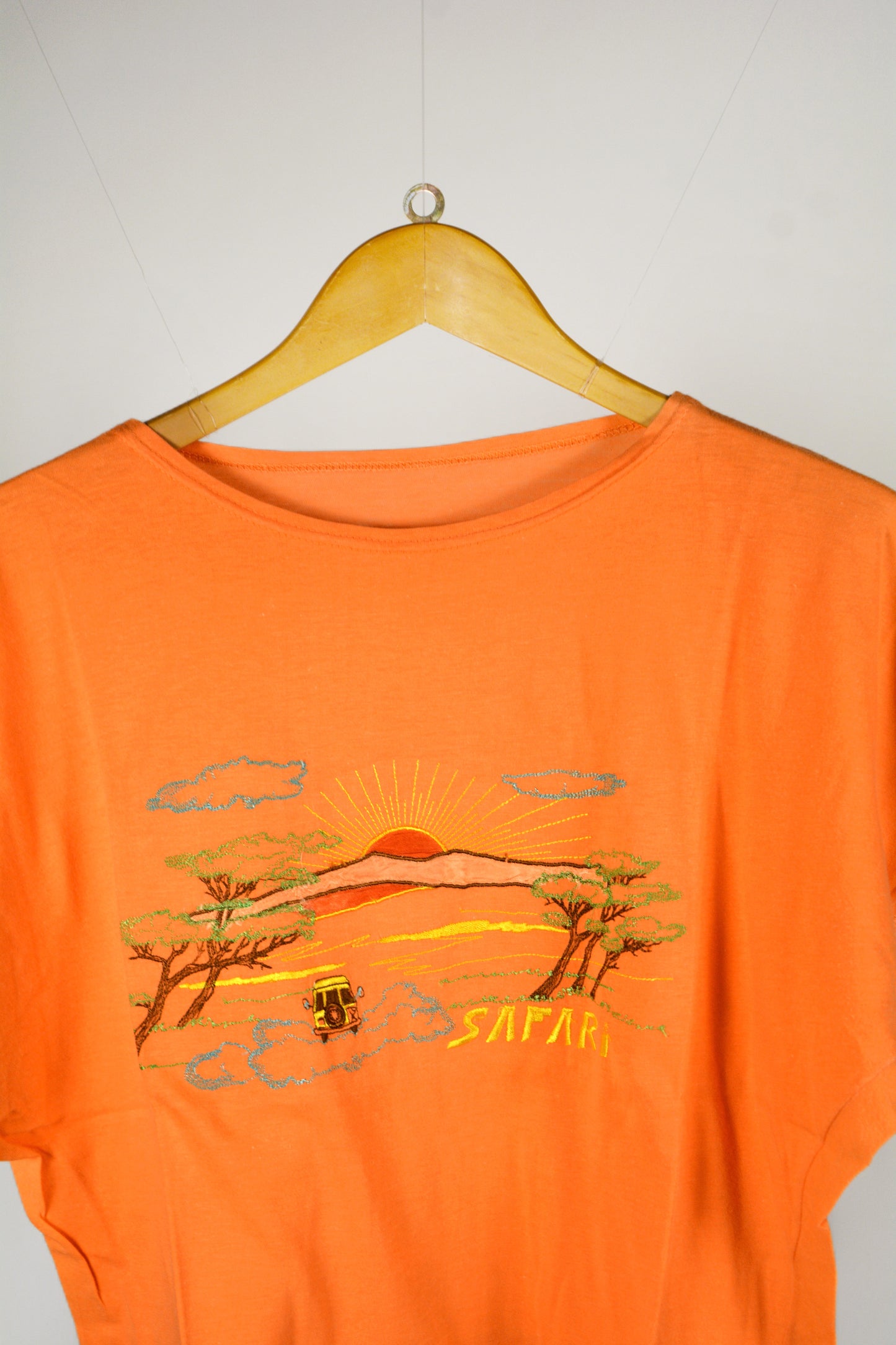 T-shirt Vintage Arancione Stampa Safari Ricamata