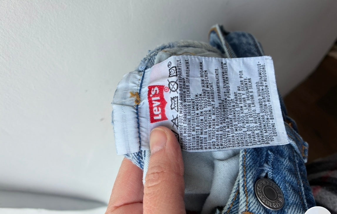 Levi's 501 Vintage Jeans – Red Tab W26 L30