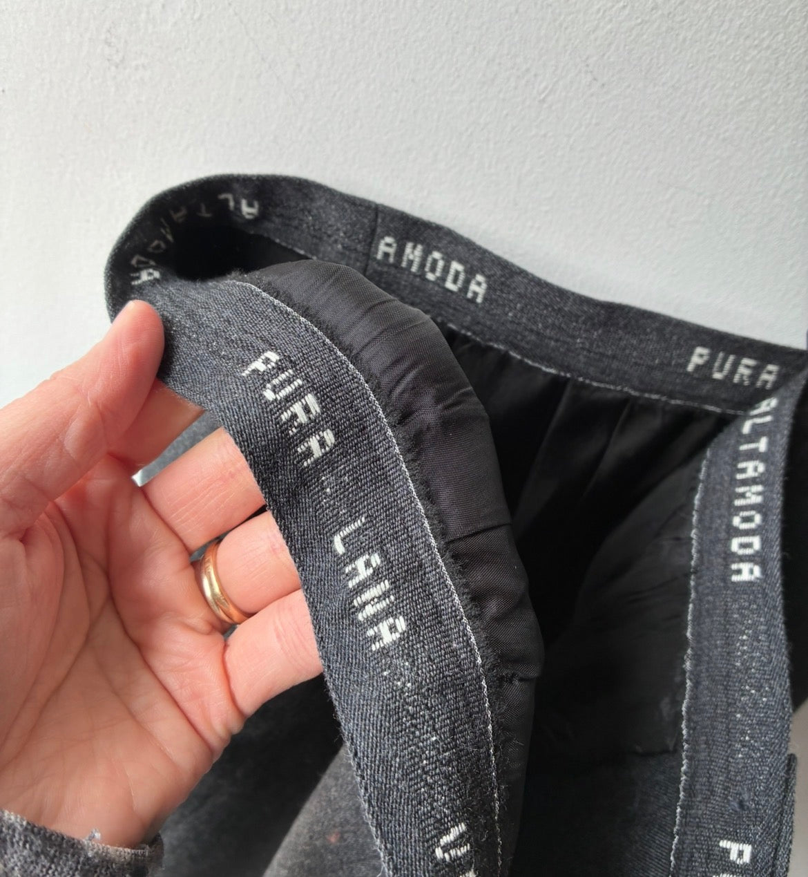 Gonna Midi Grigia Vintage – Altamoda Pura Lana Bottoni Madreperla