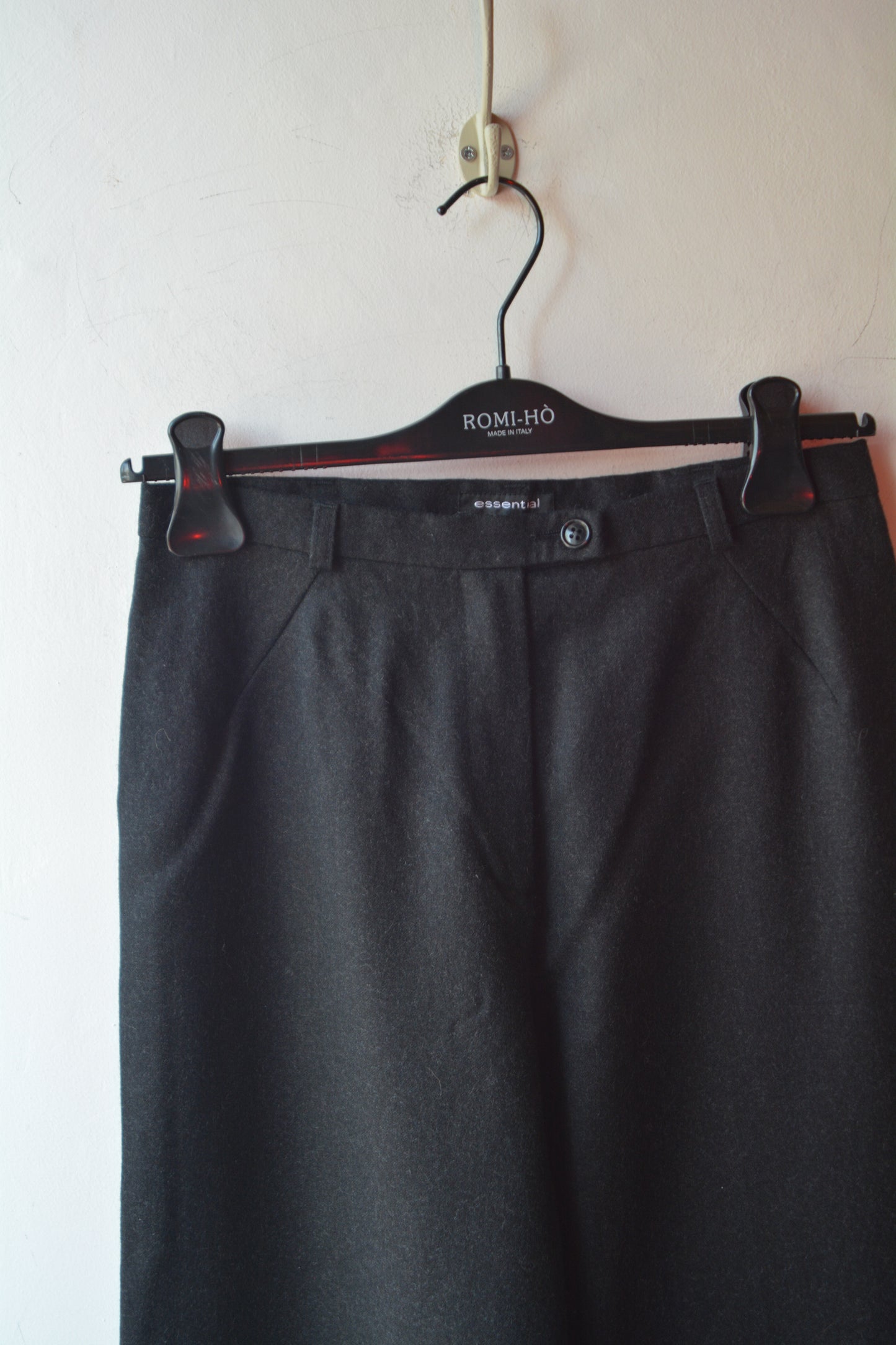 Essential — Pantalone Lana Antracite Taglia 46