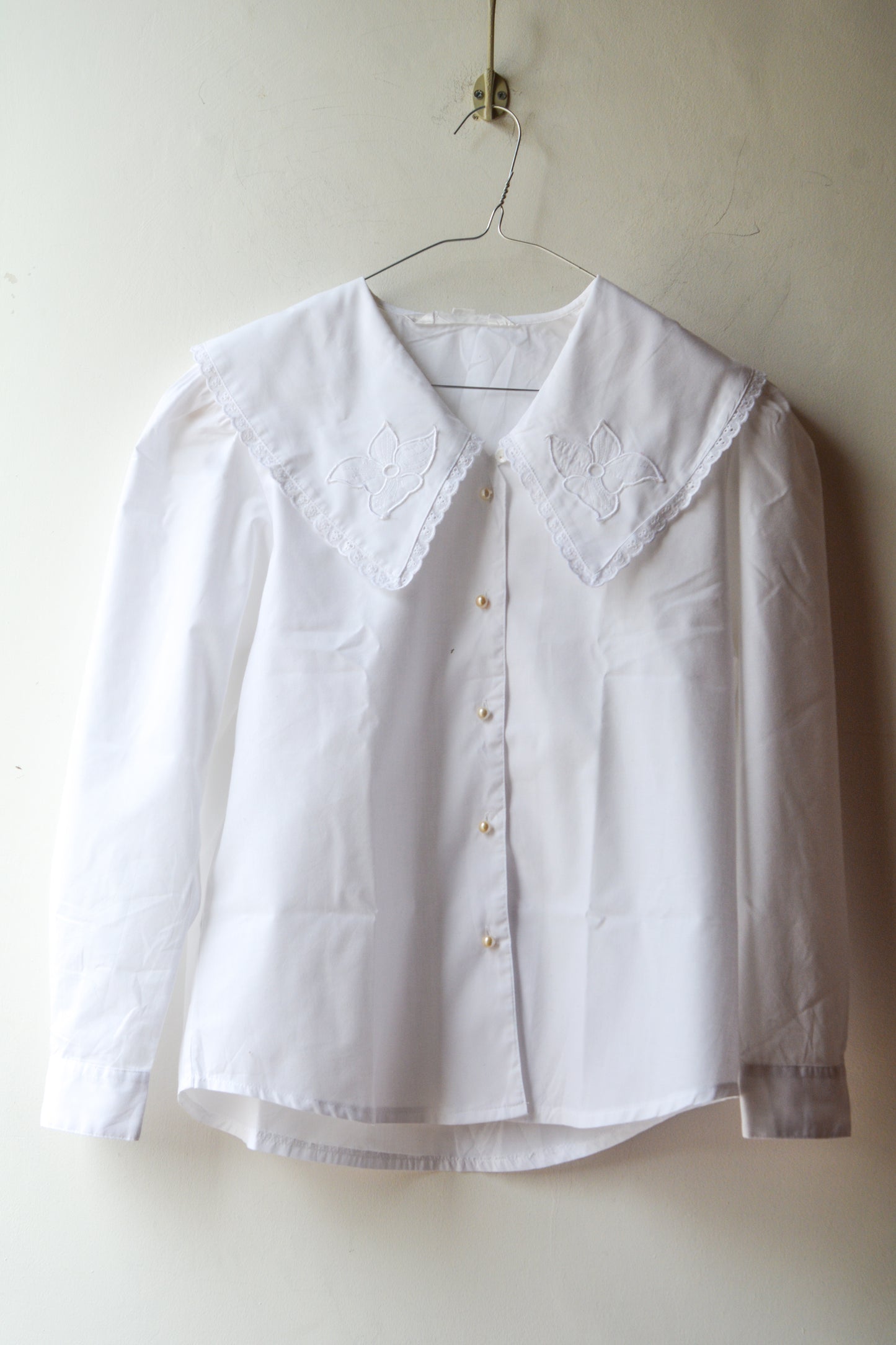 Camicia Vintage Bianca – Maxi Colletto Sailor Ricamato