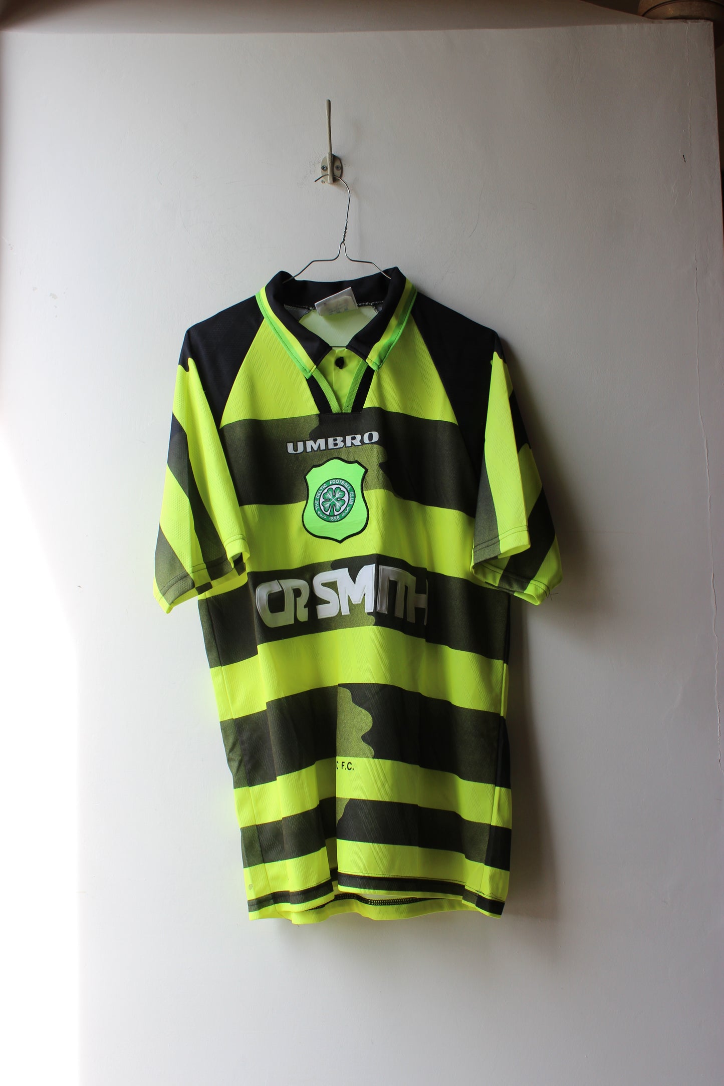 Maglia Celtic FC Umbro vintage giallo fluo e nero - Taglia L