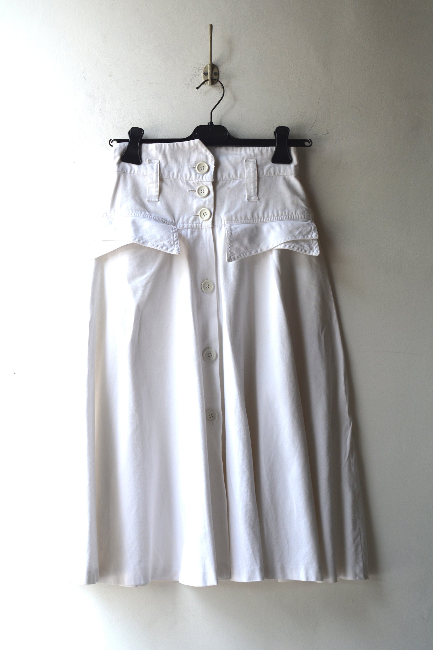 Gonna Midi Vintage Bianca a Ruota con Bottoni