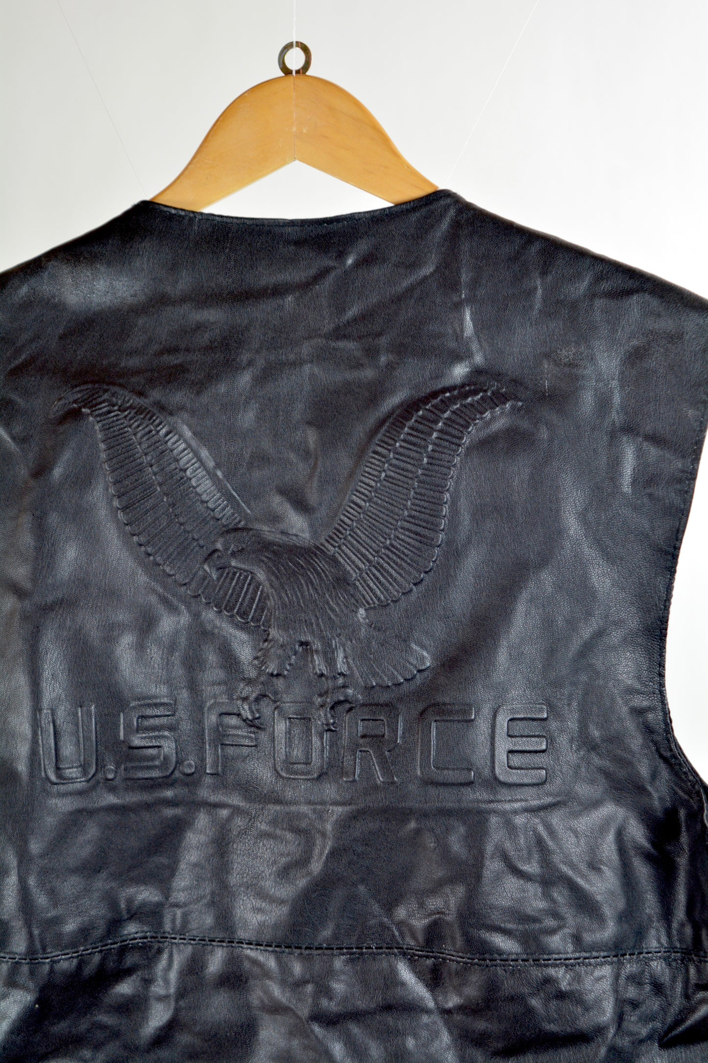 Gilet Vintage U.S. Force – Vera Pelle Nera con Aquila Goffrata – Made in Italy