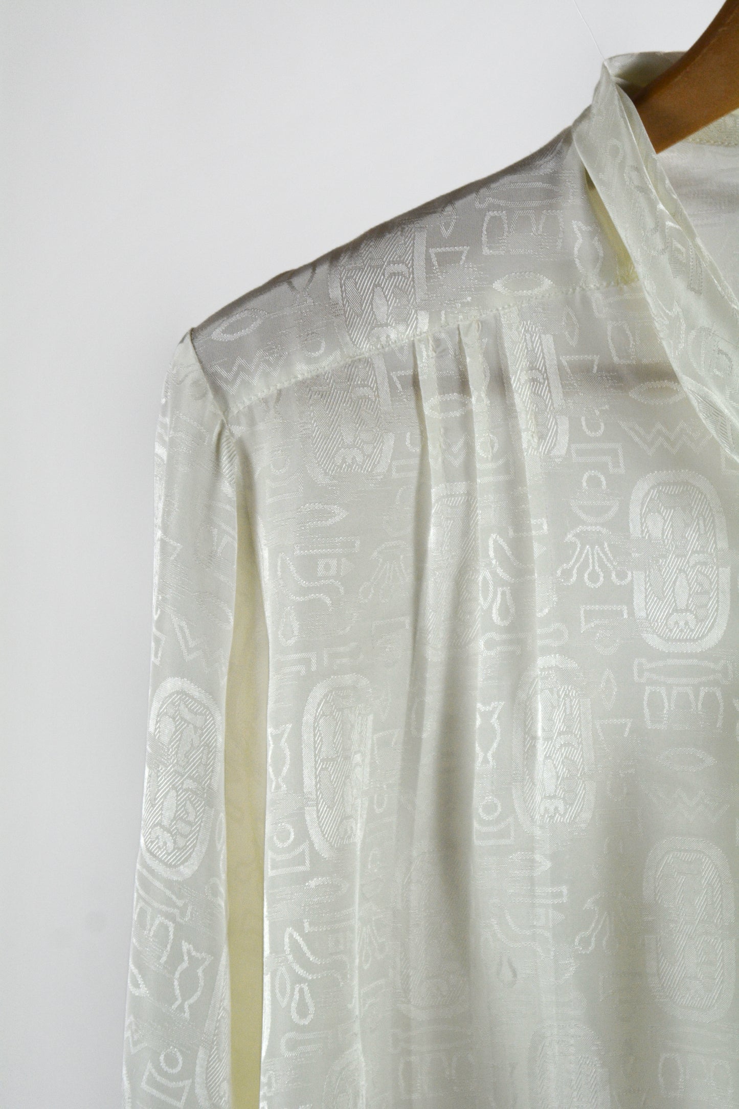 Camicia Vintage Avorio in Jacquard con Fiocco