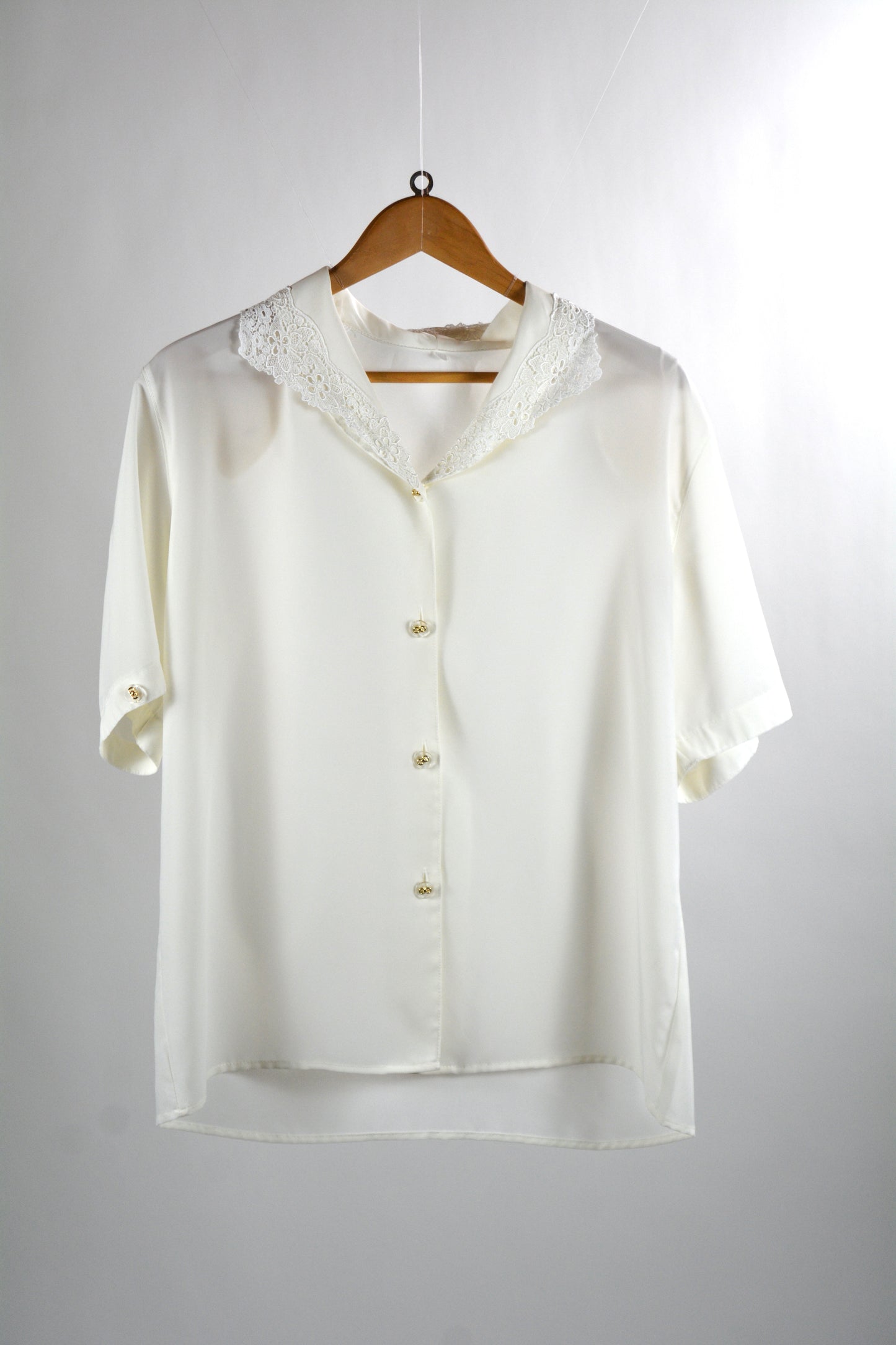 Camicia Vintage Avorio con Colletto in Pizzo