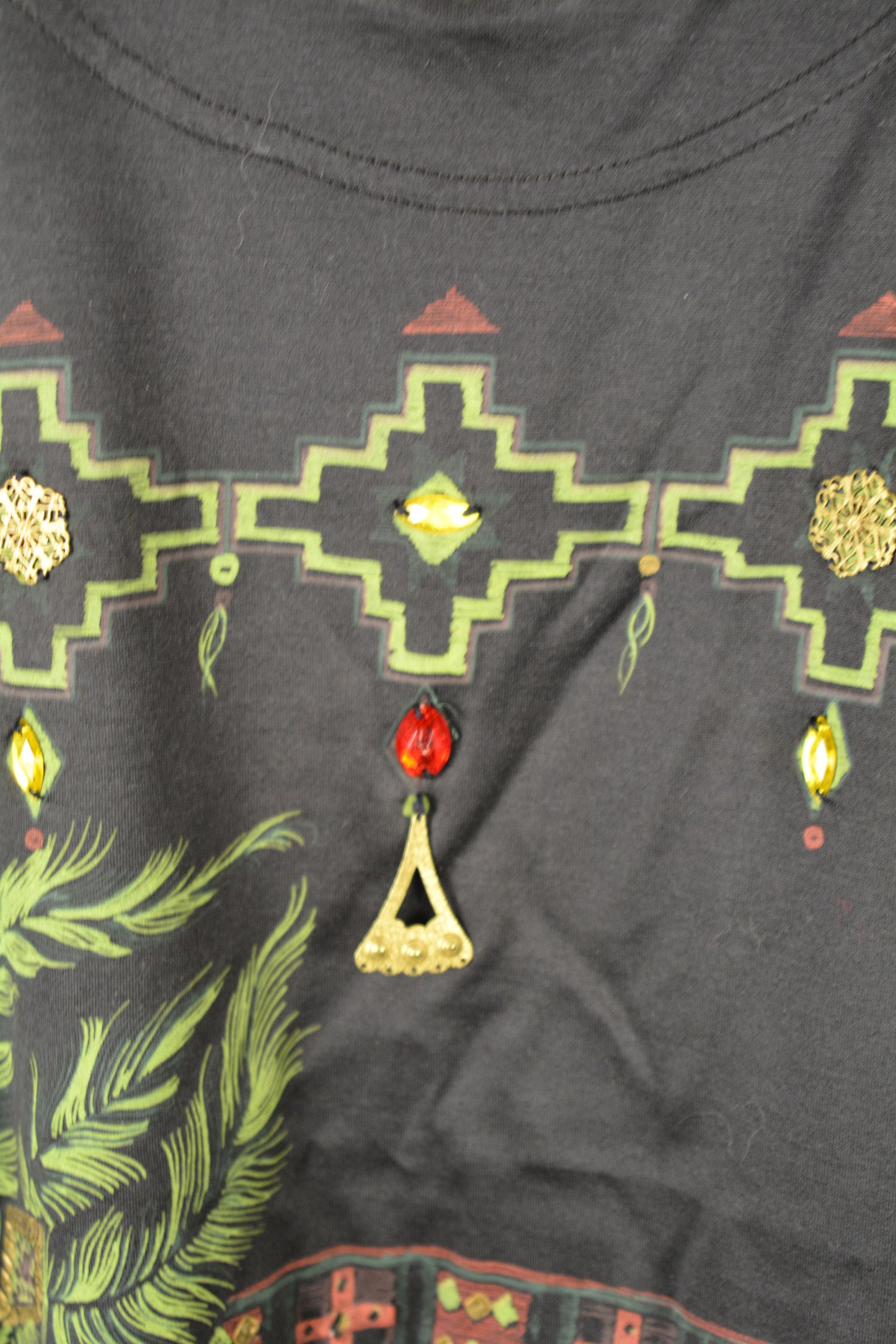 T-shirt Vintage Le Maglie di Mary – Stampa Etnica Nera