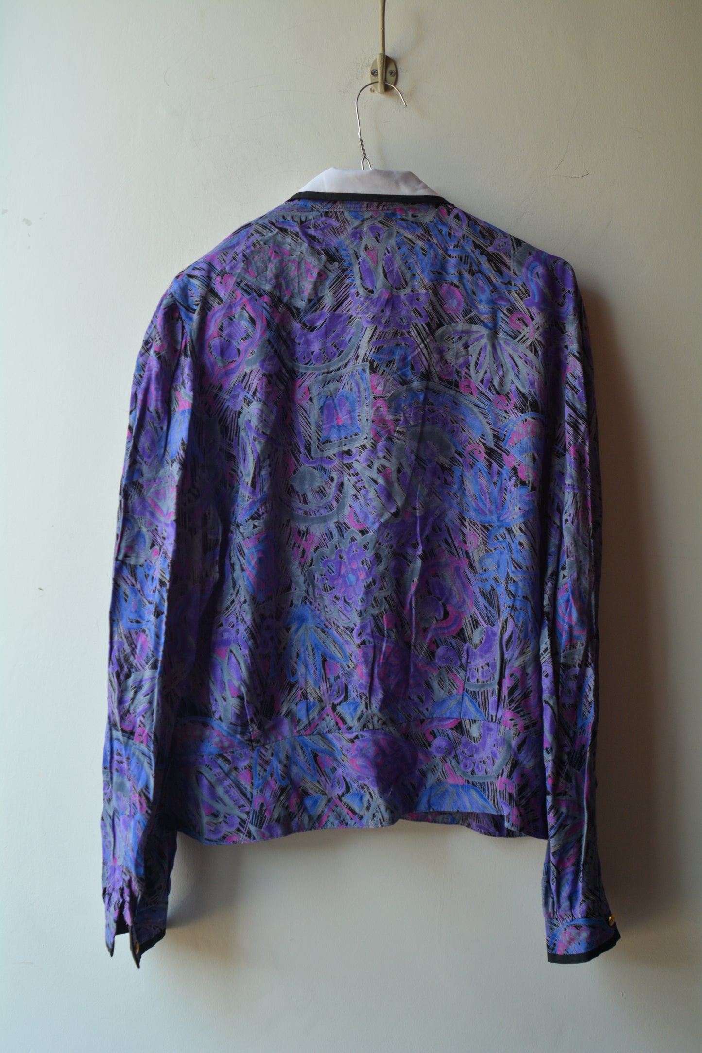 Rio — Blusa Fantasia Viola Anni '80 con Fiocco Nero