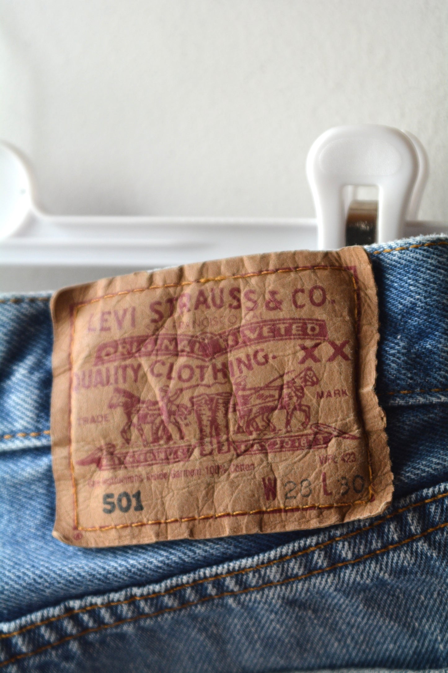 Levi's 501 Vintage Jeans – Red Tab W26 L30