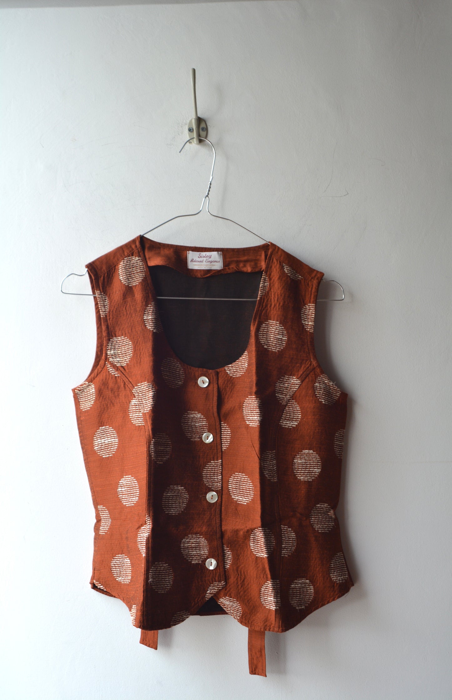 Gilet Vintage Sisley Relaxed Elegance Ruggine Pois Jacquard