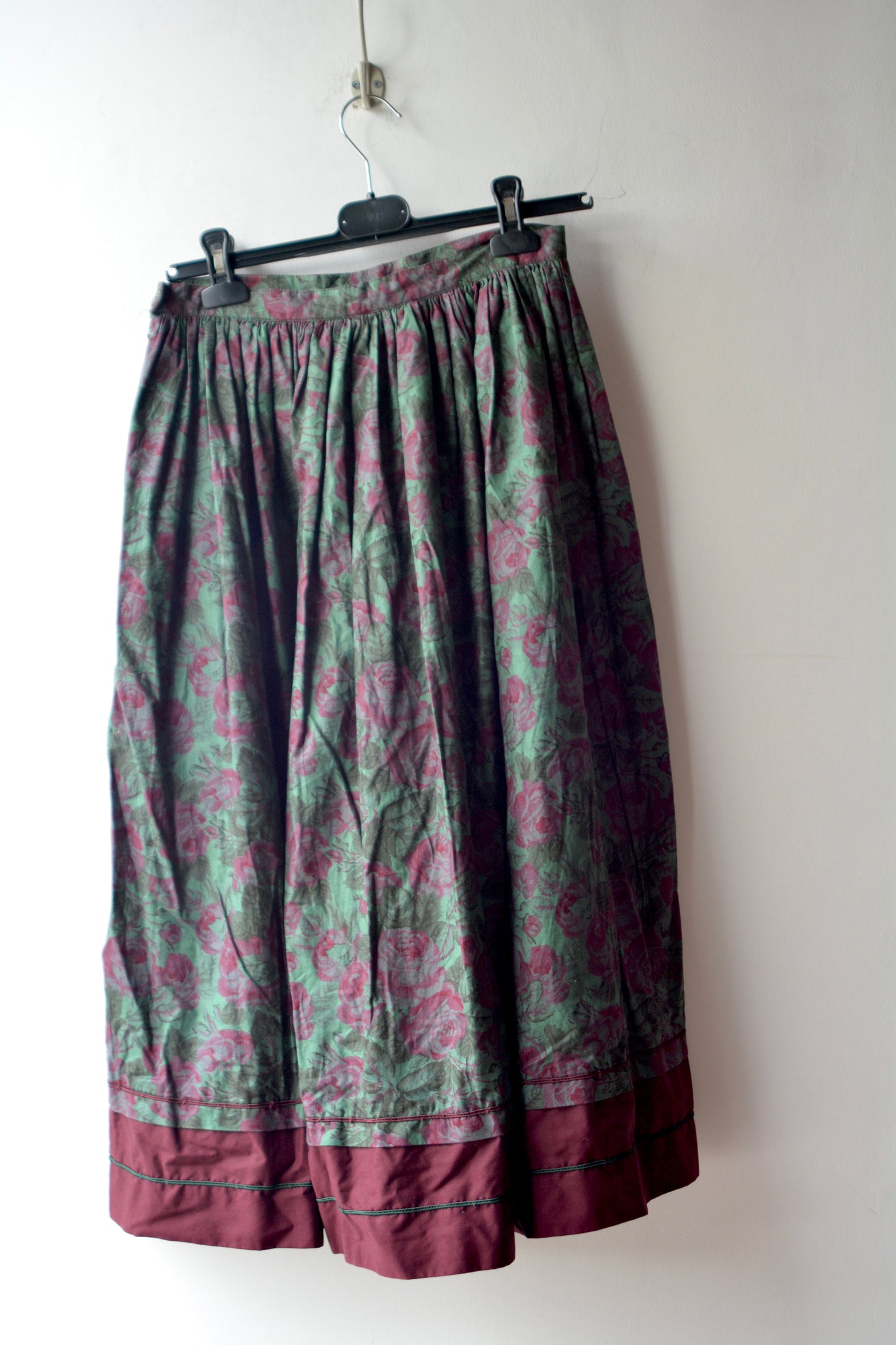 Gonna Midi Vintage Floreale Verde e Bordeaux