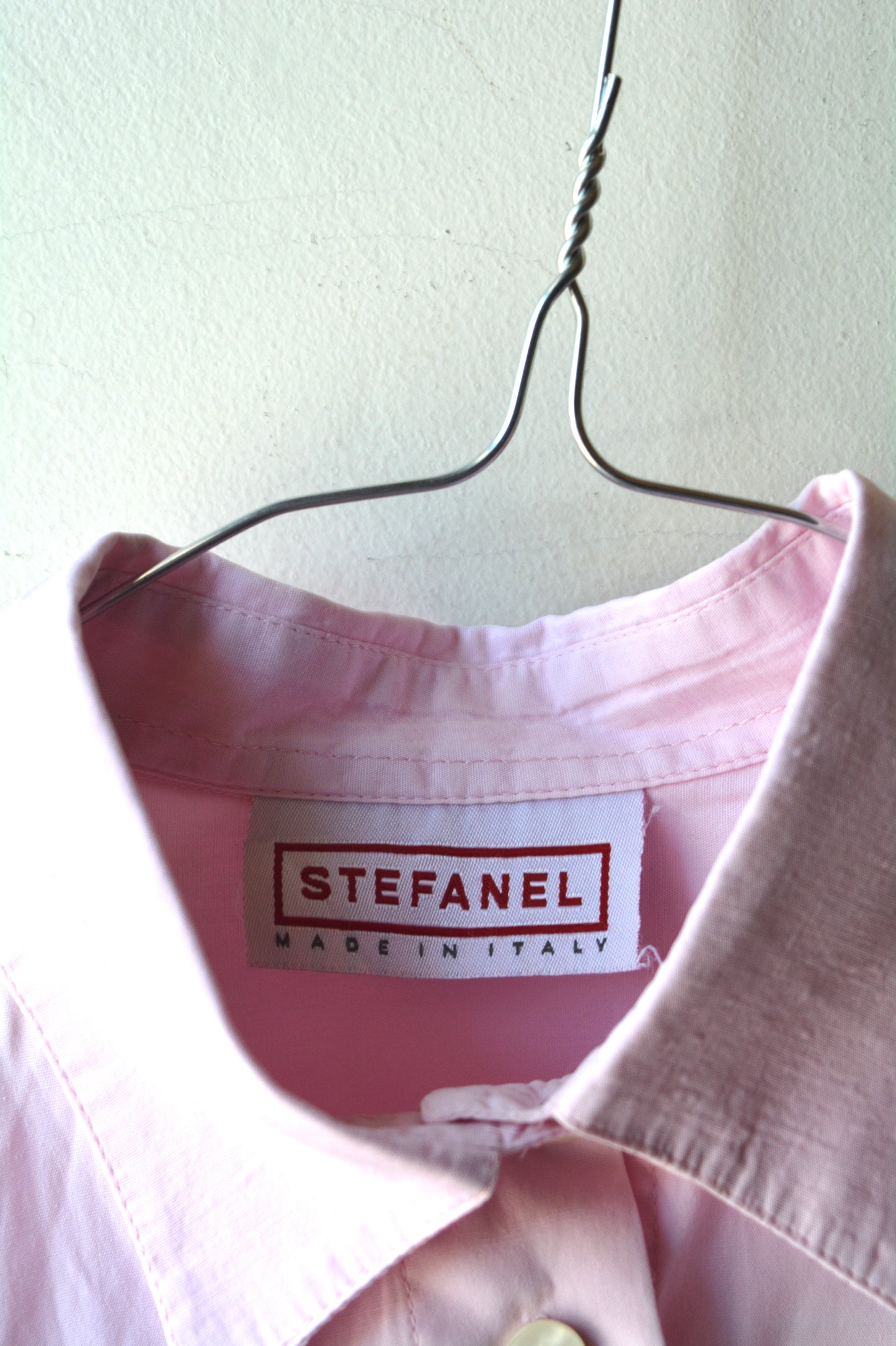 Camicia Vintage Stefanel Rosa con Ricami Naïf e Applicazioni Vichy