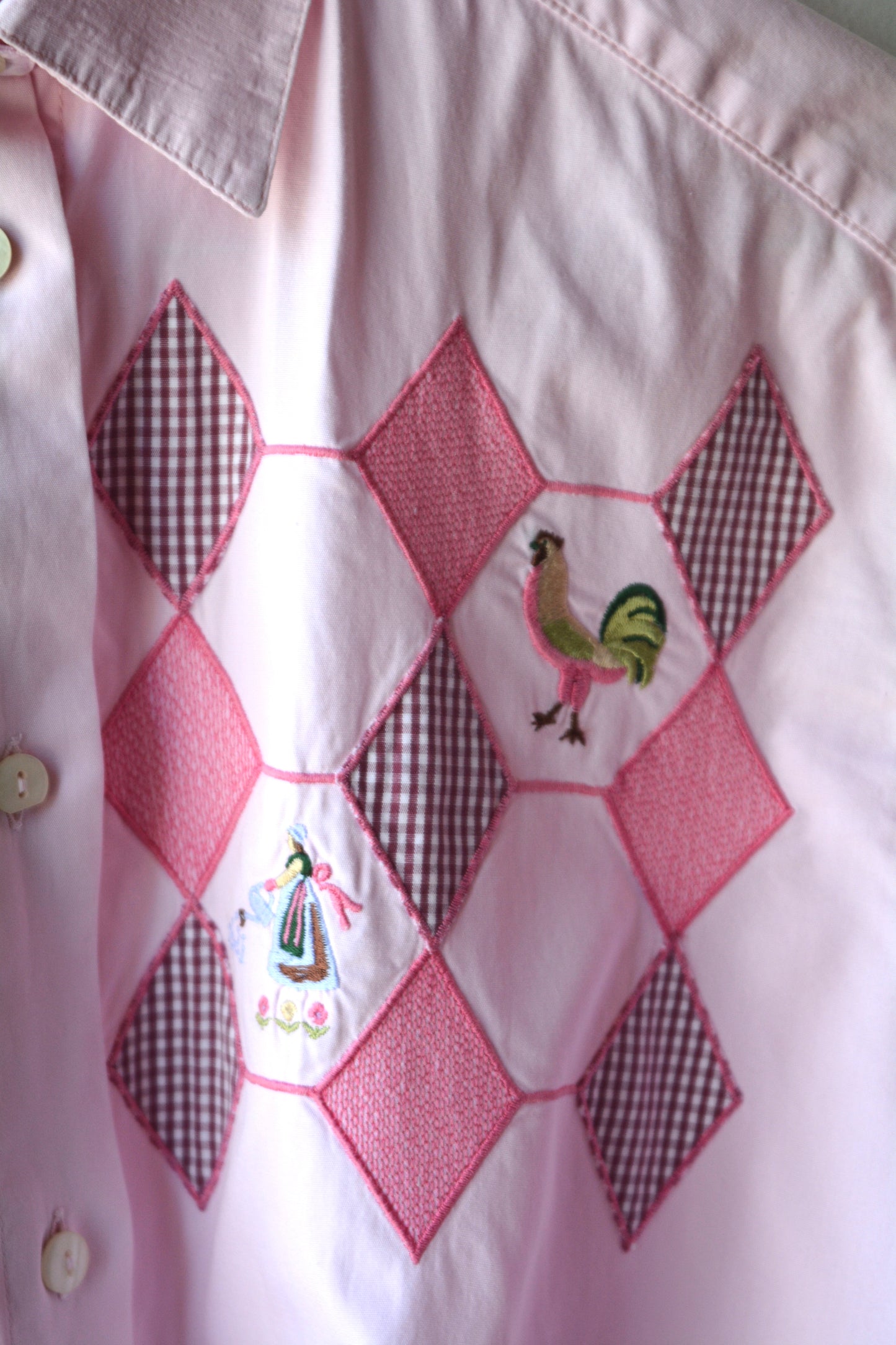 Camicia Vintage Stefanel Rosa con Ricami Naïf e Applicazioni Vichy