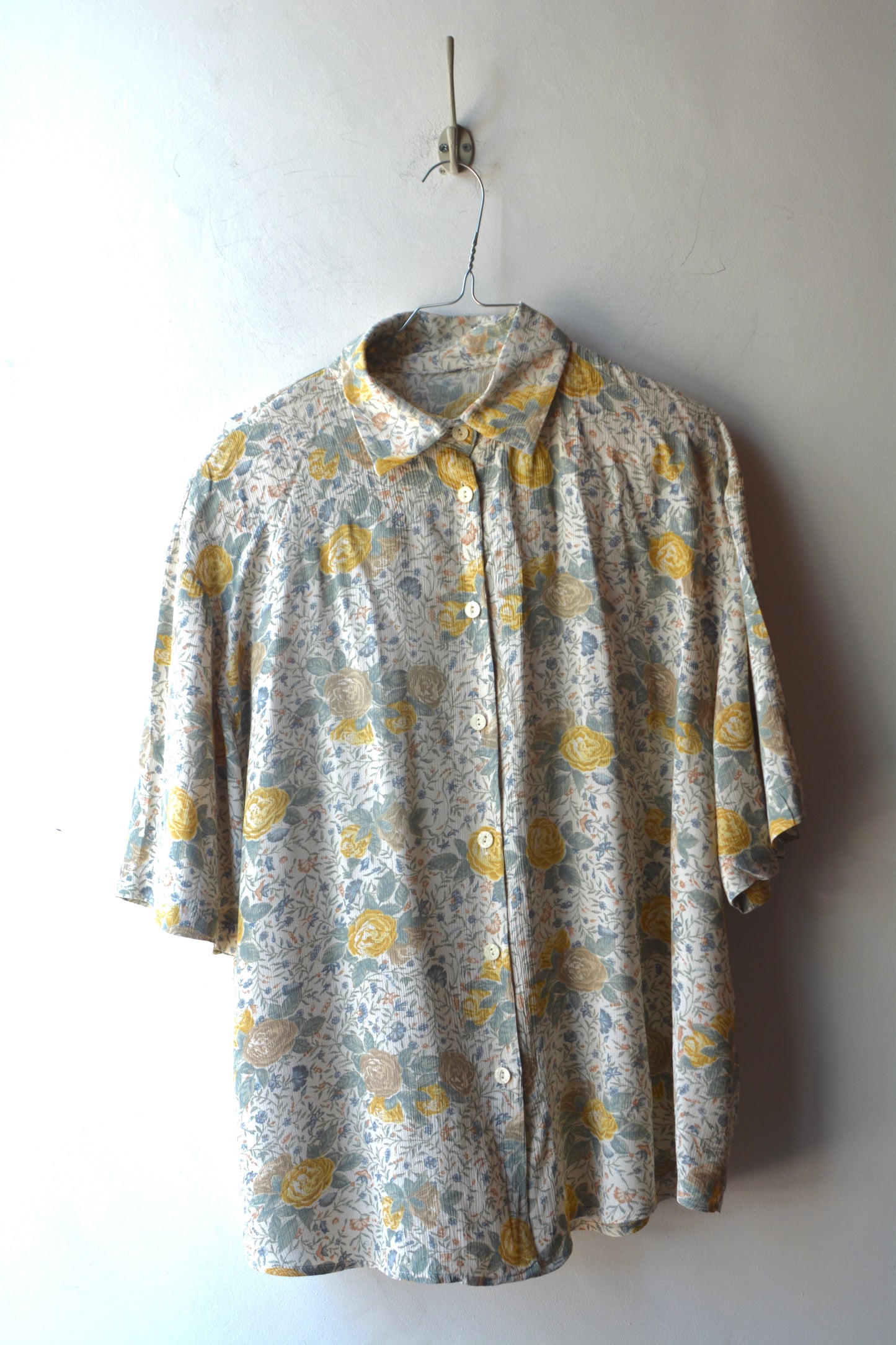 Blusa Vintage Floreale Acquerello Viscosa Giallo e Verde Salvia