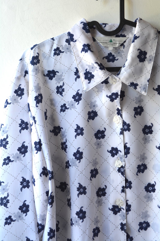 Nathan – Camicia Vintage Fiori Blu Navy su Bianco