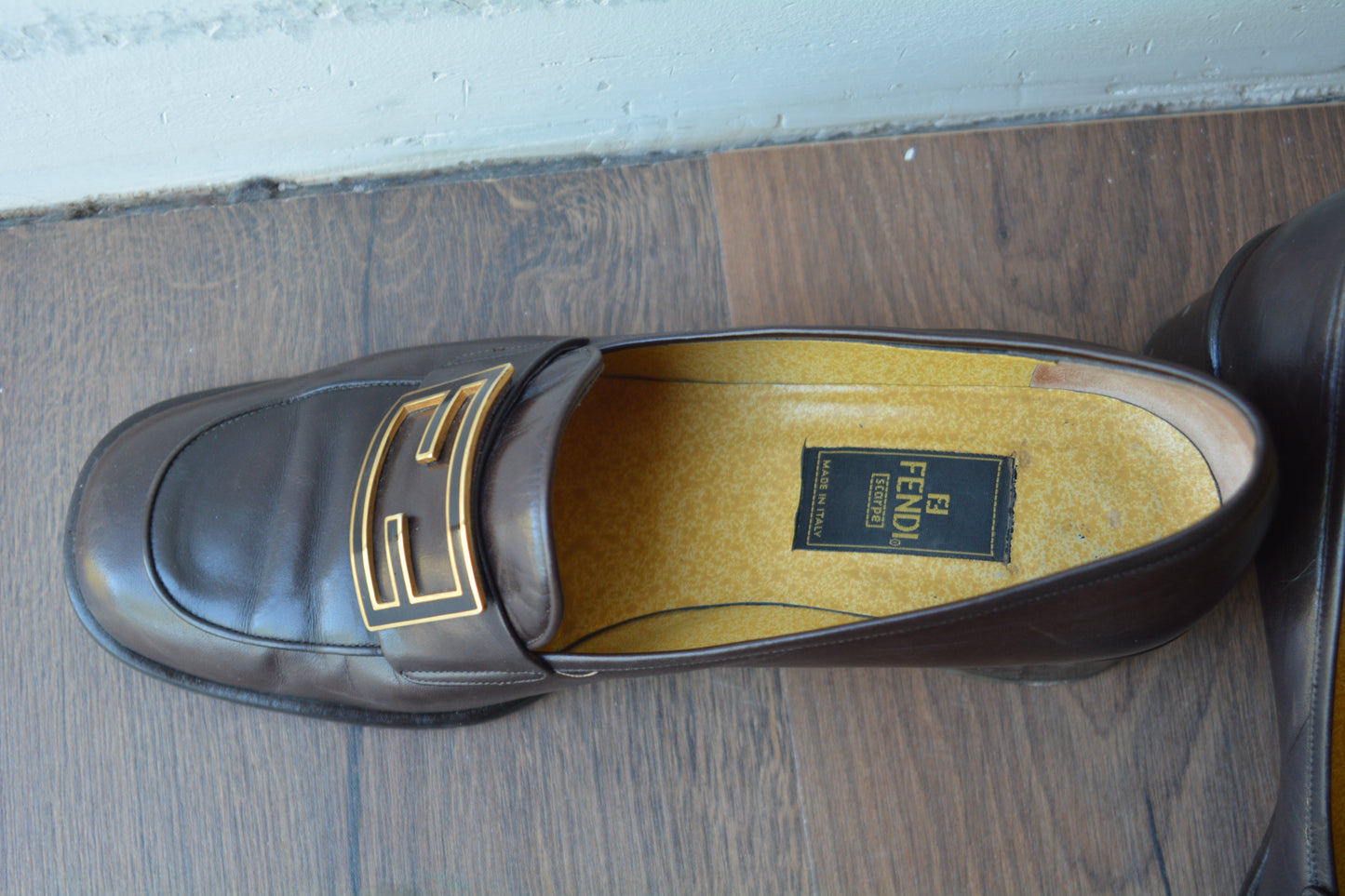 Fendi — Loafer FF Logo Pelle Marrone Donna Taglia 39.5