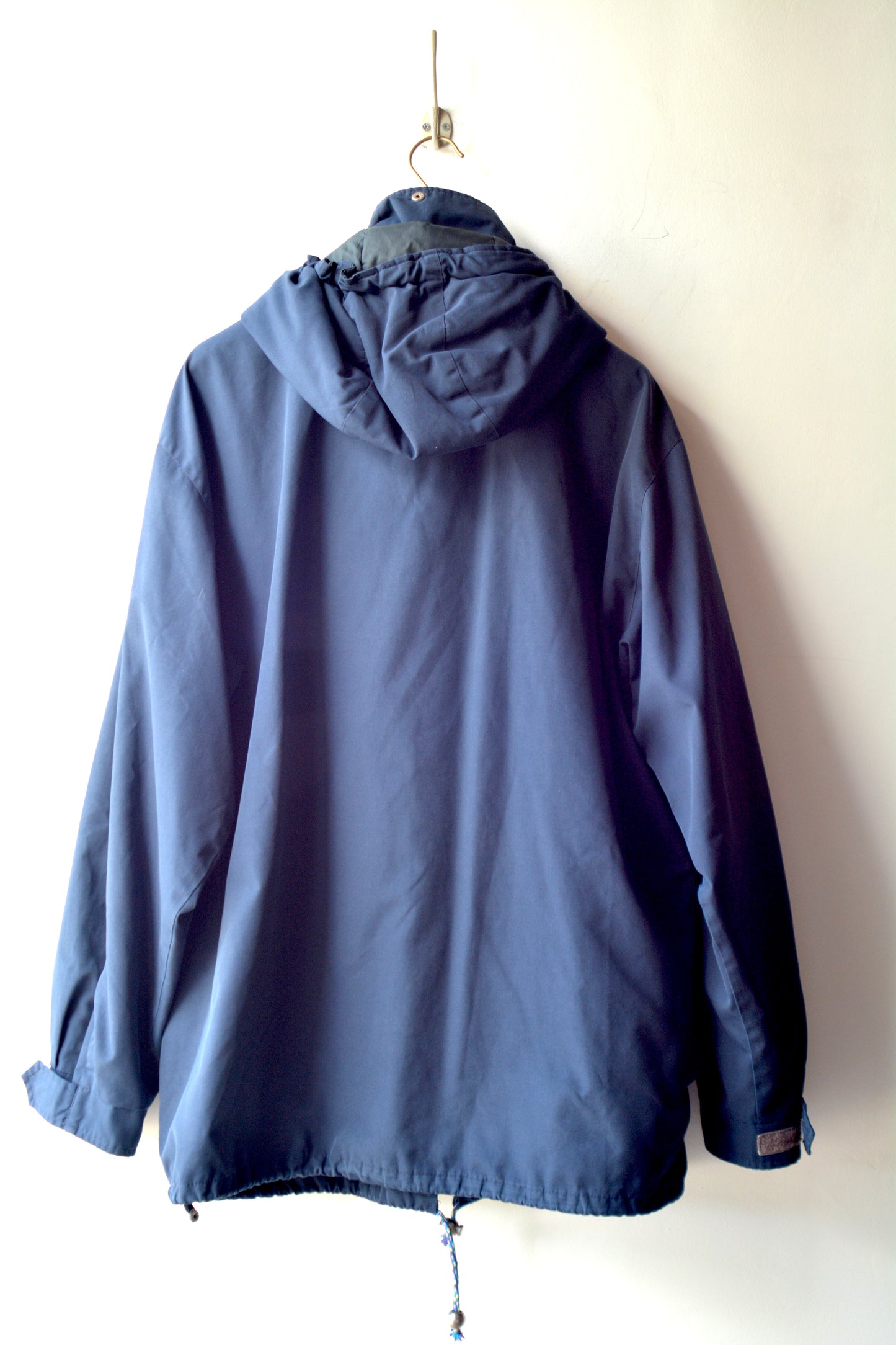 Fila – Giacca a Vento Vintage Anni '90 Blu Navy con Cappuccio