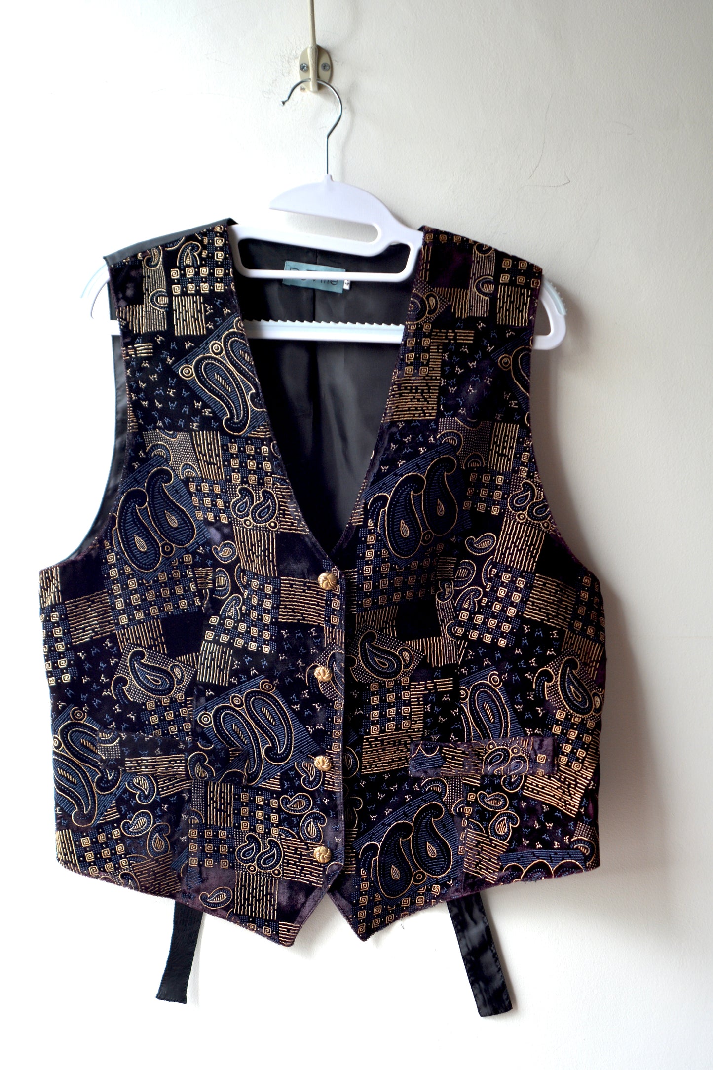 Gilet Vintage Paisley Nero e Oro