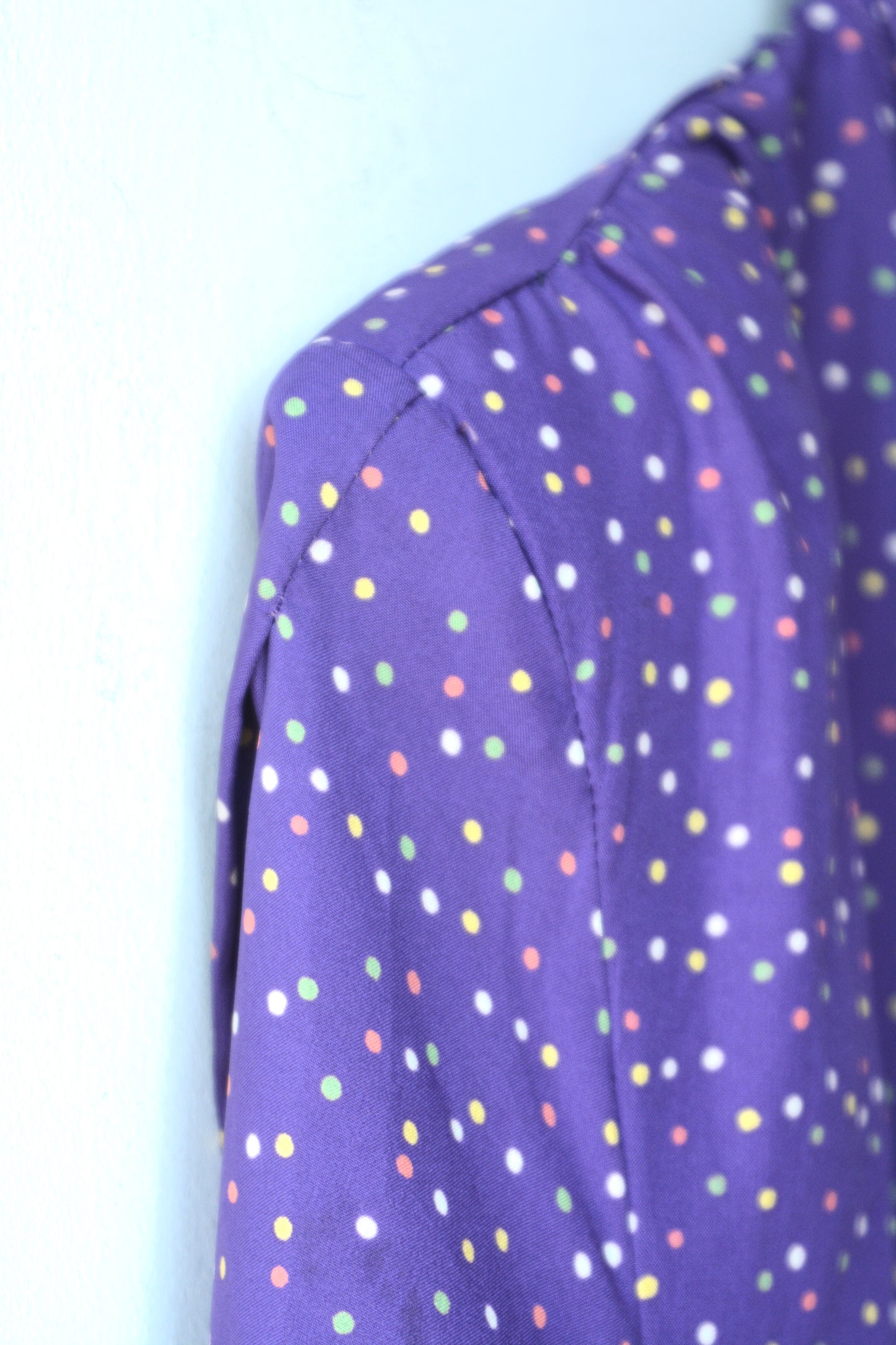 Vestito Maxi Vintage Anni '70 in Acetato — Viola a Pois Taglia 48