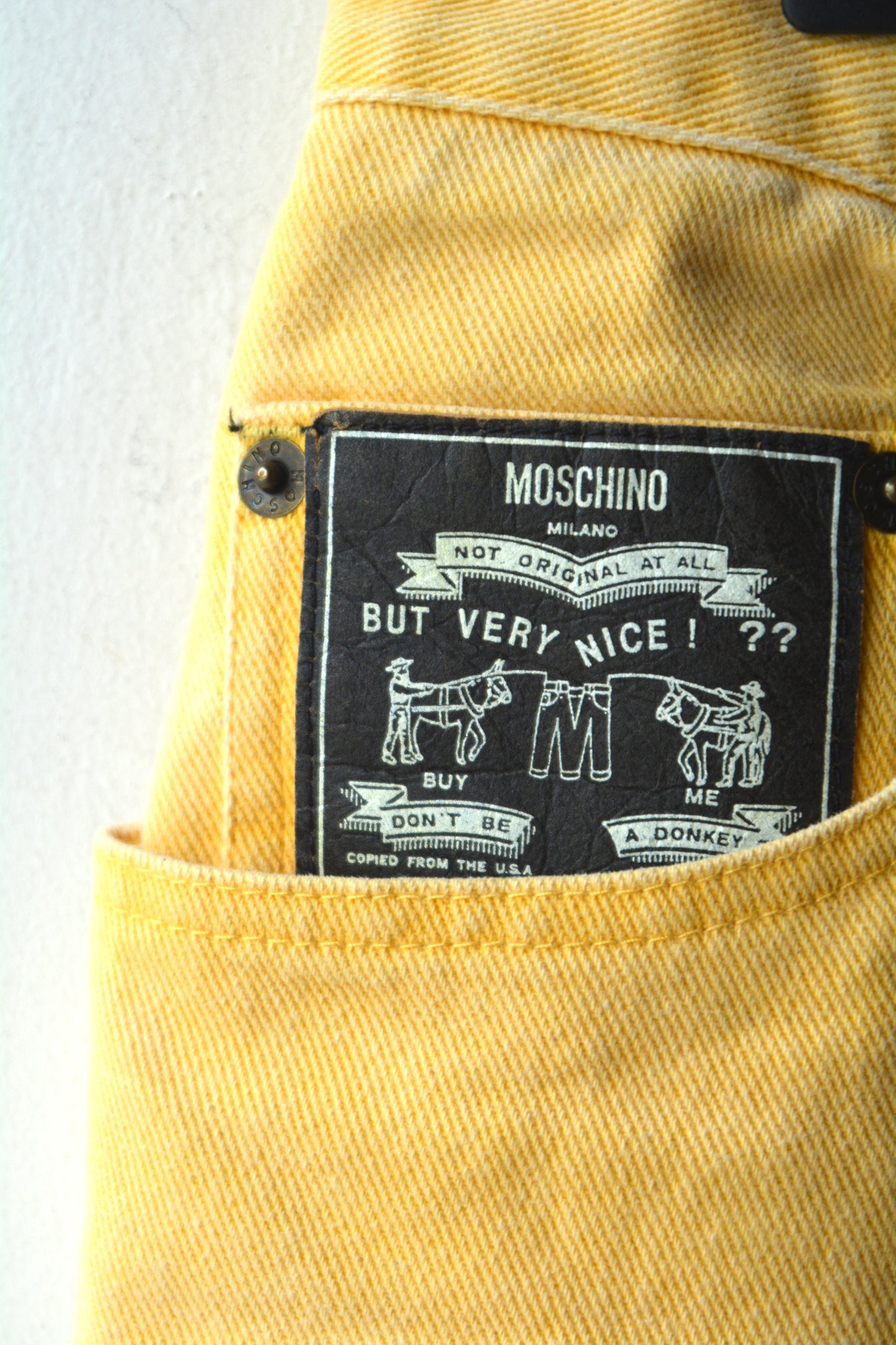 Moschino Jeans Vintage — Denim Giallo Vita Alta Made in Italy