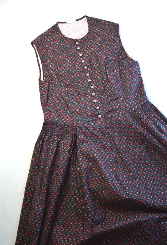 Abito Midi Vintage Folk — Nero Micro-Fantasia Bottoni Argentati