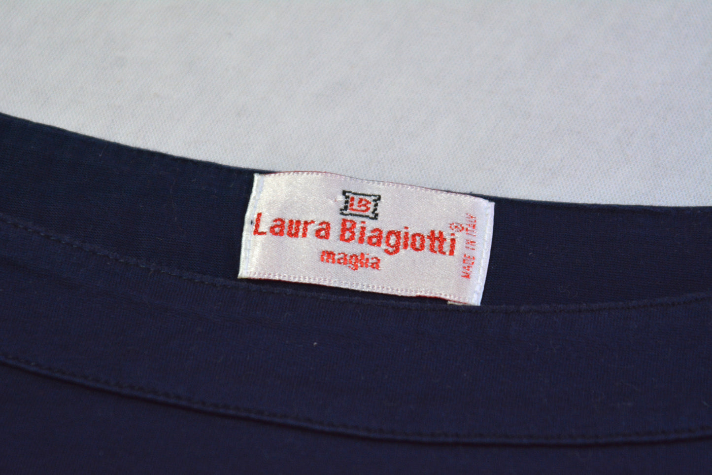 Laura Biagiotti Maglia — T-shirt Navy Ricami Dorati Vintage