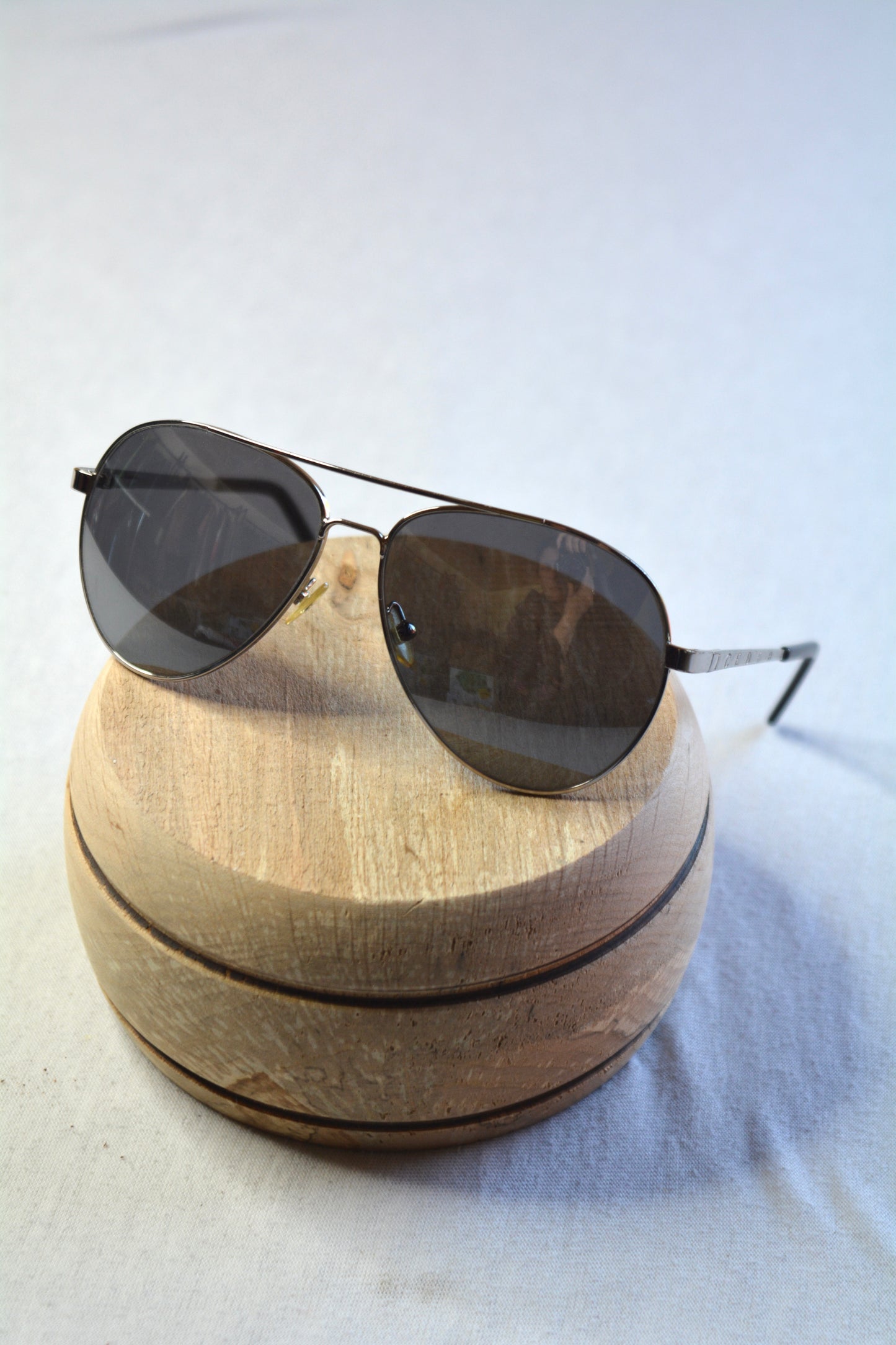 Iceberg — Occhiali da Sole Aviator Vintage Argentati Lenti Grigio Nero