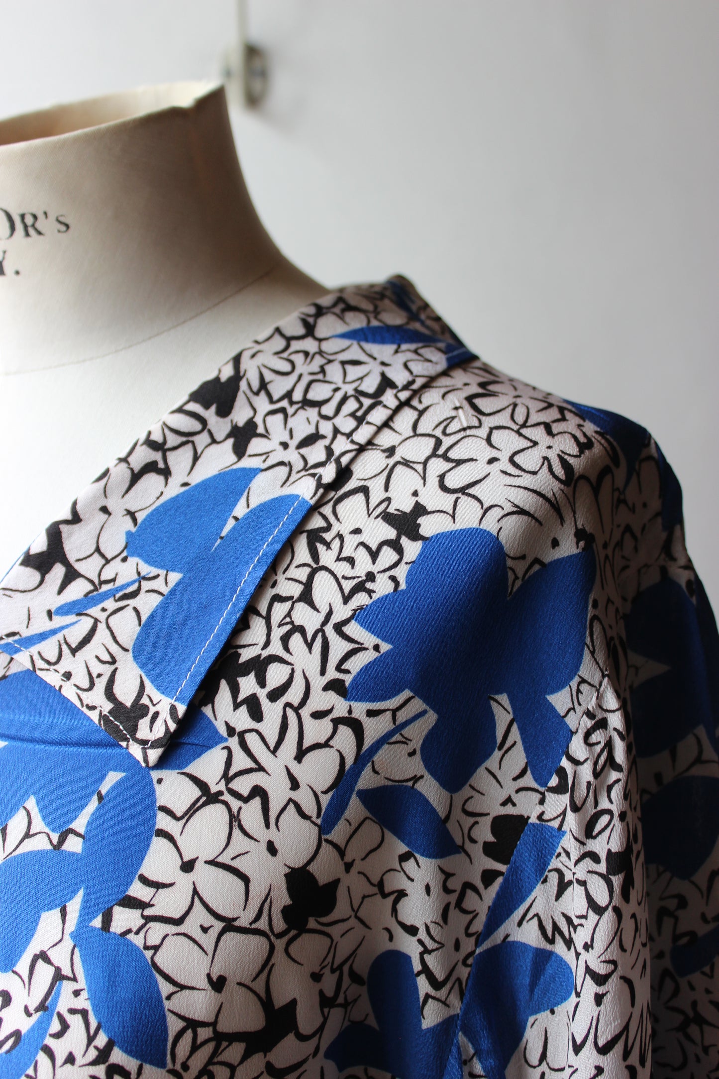 Camicia Vintage Fantasia Floreale Blu Bianco Nero