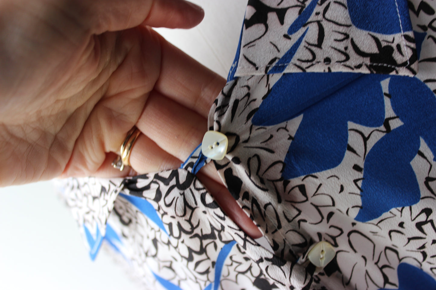 Camicia Vintage Fantasia Floreale Blu Bianco Nero