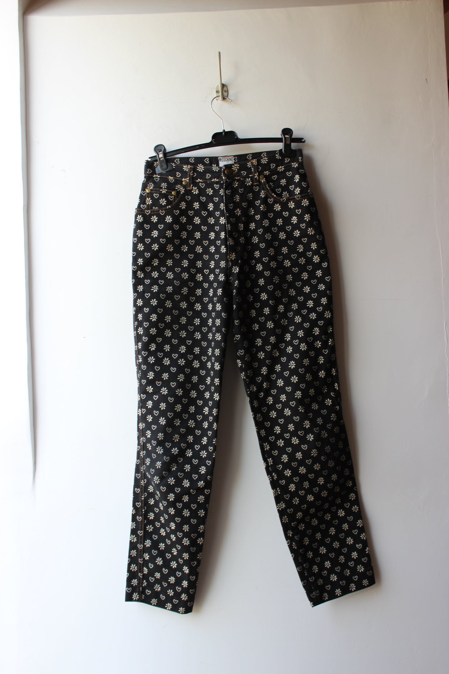 Jeans Moschino - Fantasia Margherite e Cuori Neri