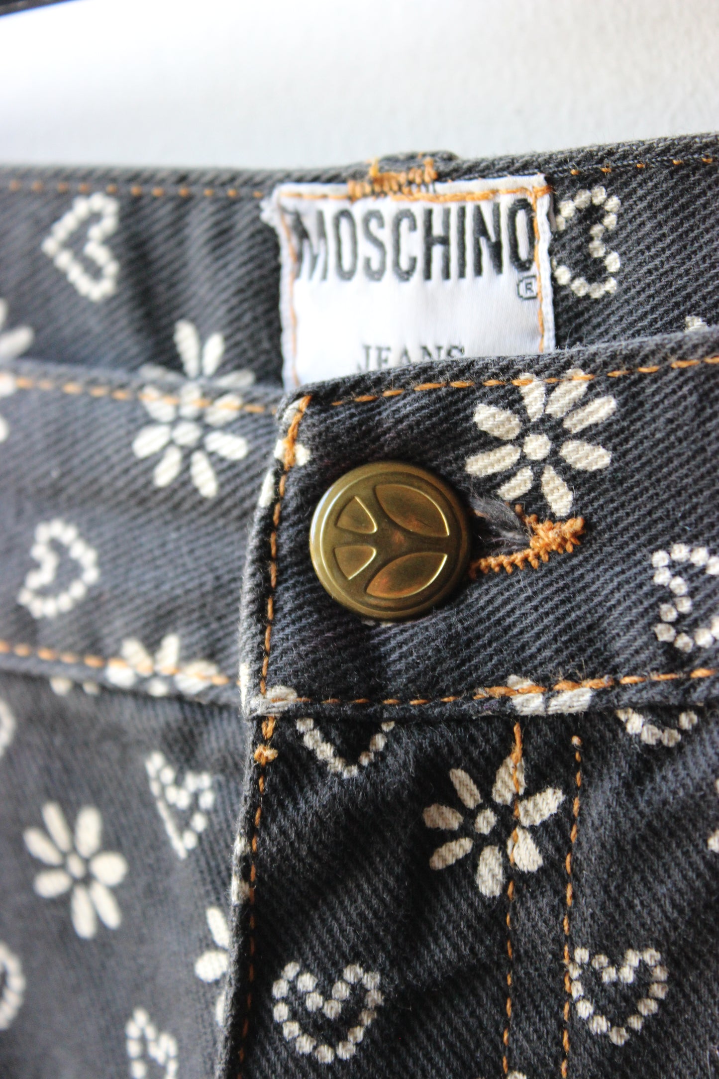 Jeans Moschino - Fantasia Margherite e Cuori Neri