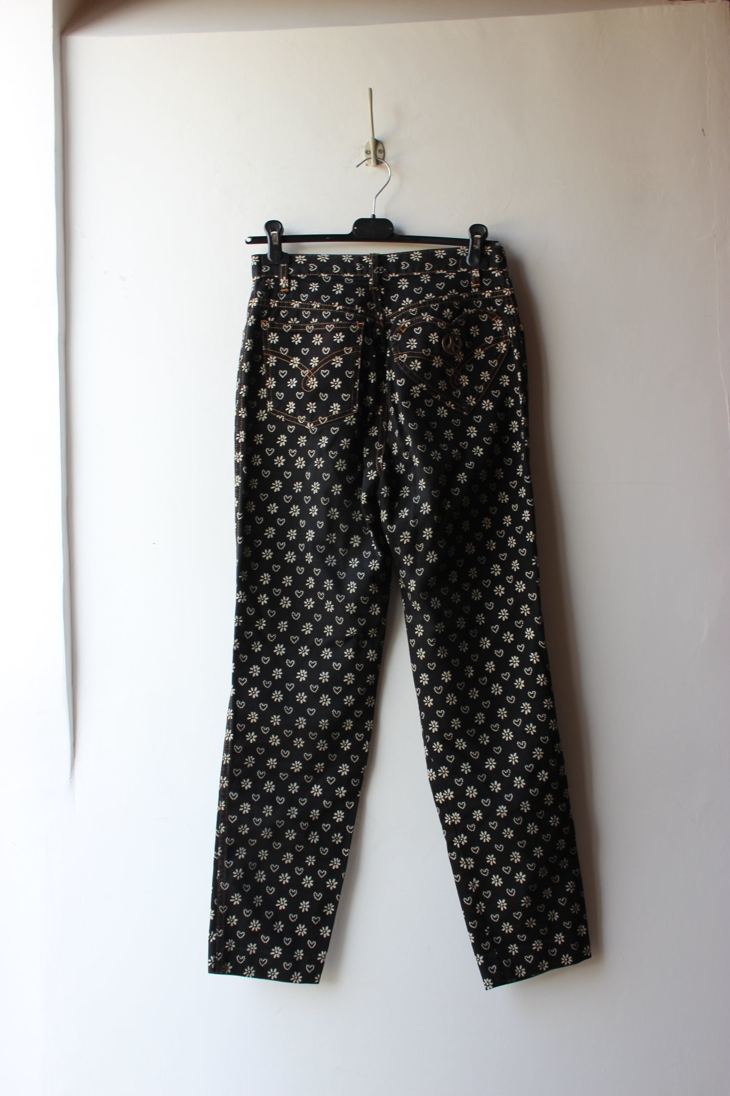 Jeans Moschino - Fantasia Margherite e Cuori Neri