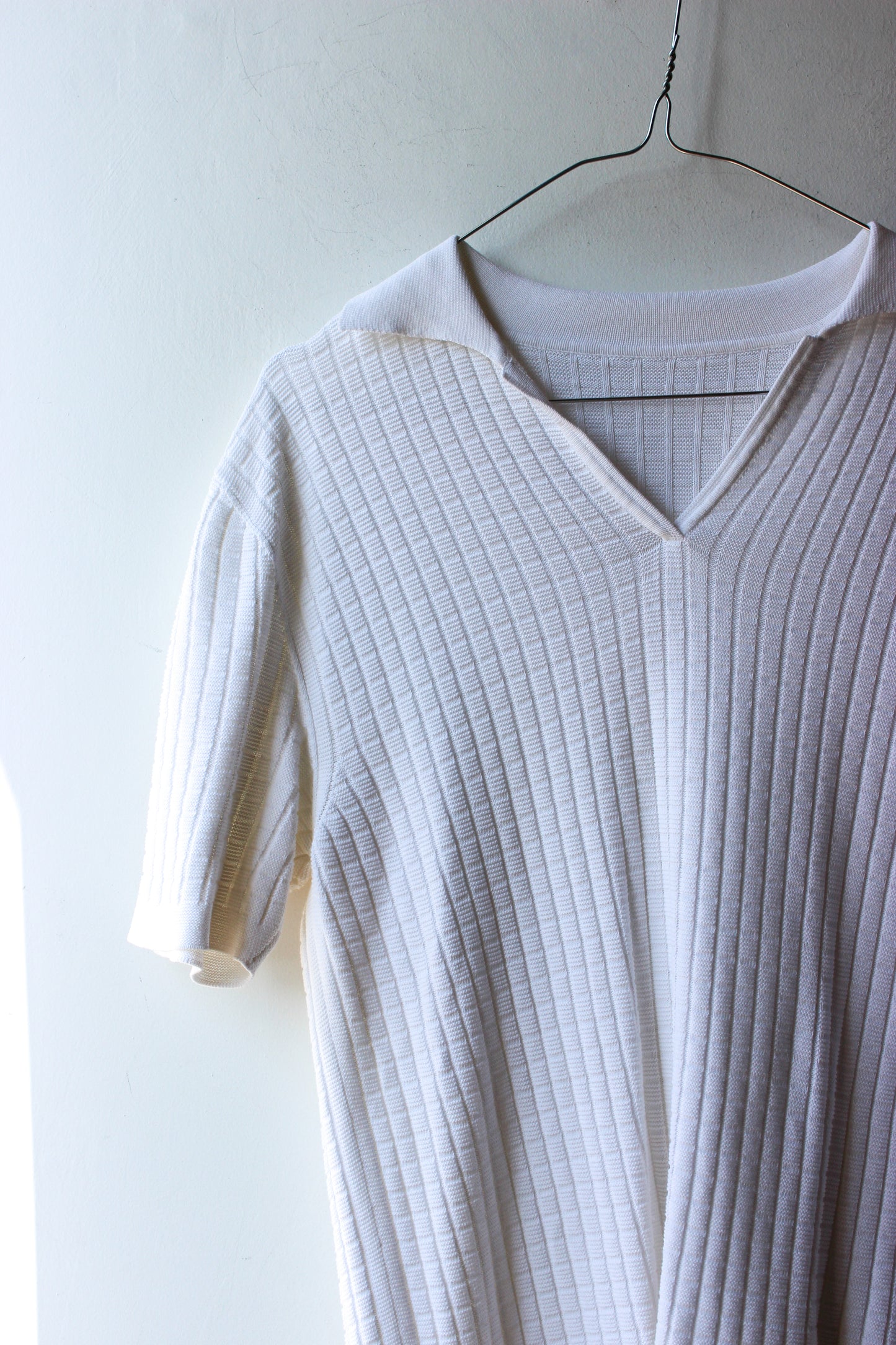 Maglia Vintage a Coste Bianca con Collo a V Taglia M
