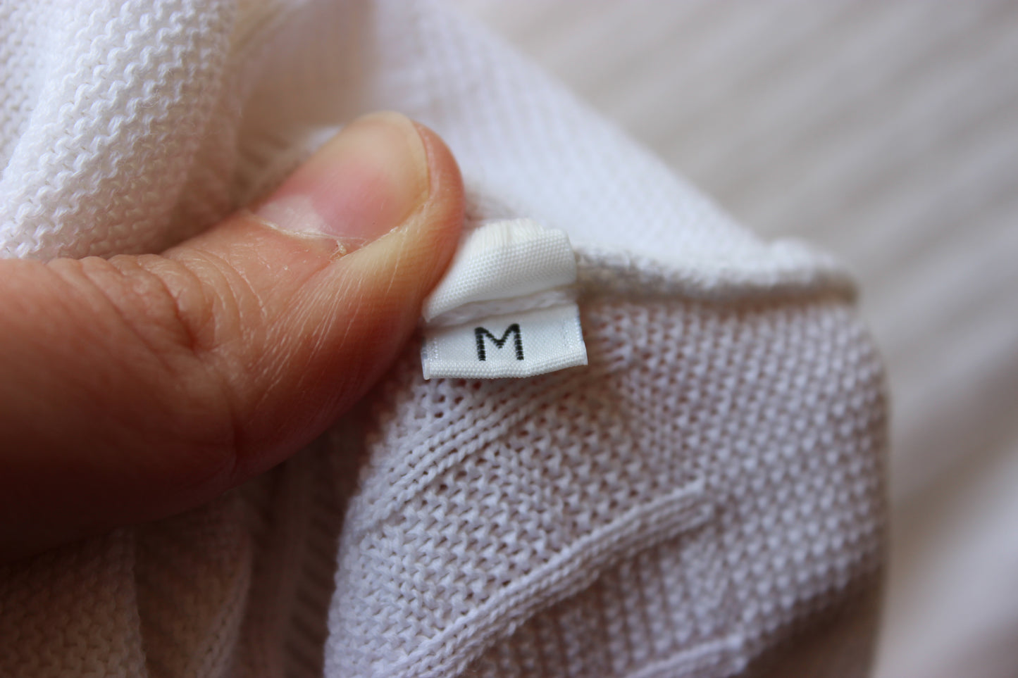 Maglia Vintage a Coste Bianca con Collo a V Taglia M
