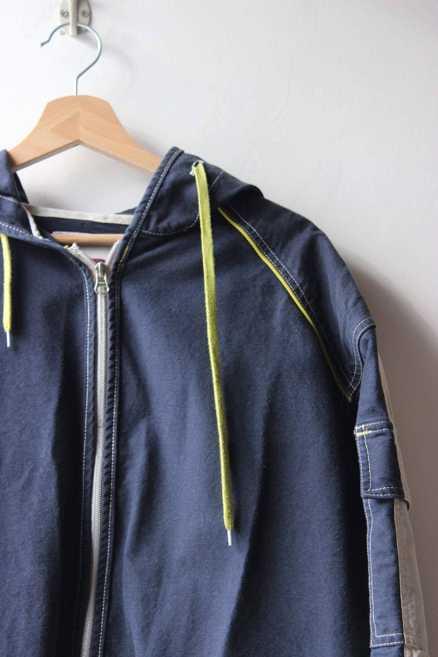 Giacca Sportiva Vintage Seven Blu Navy con Dettagli Fluo