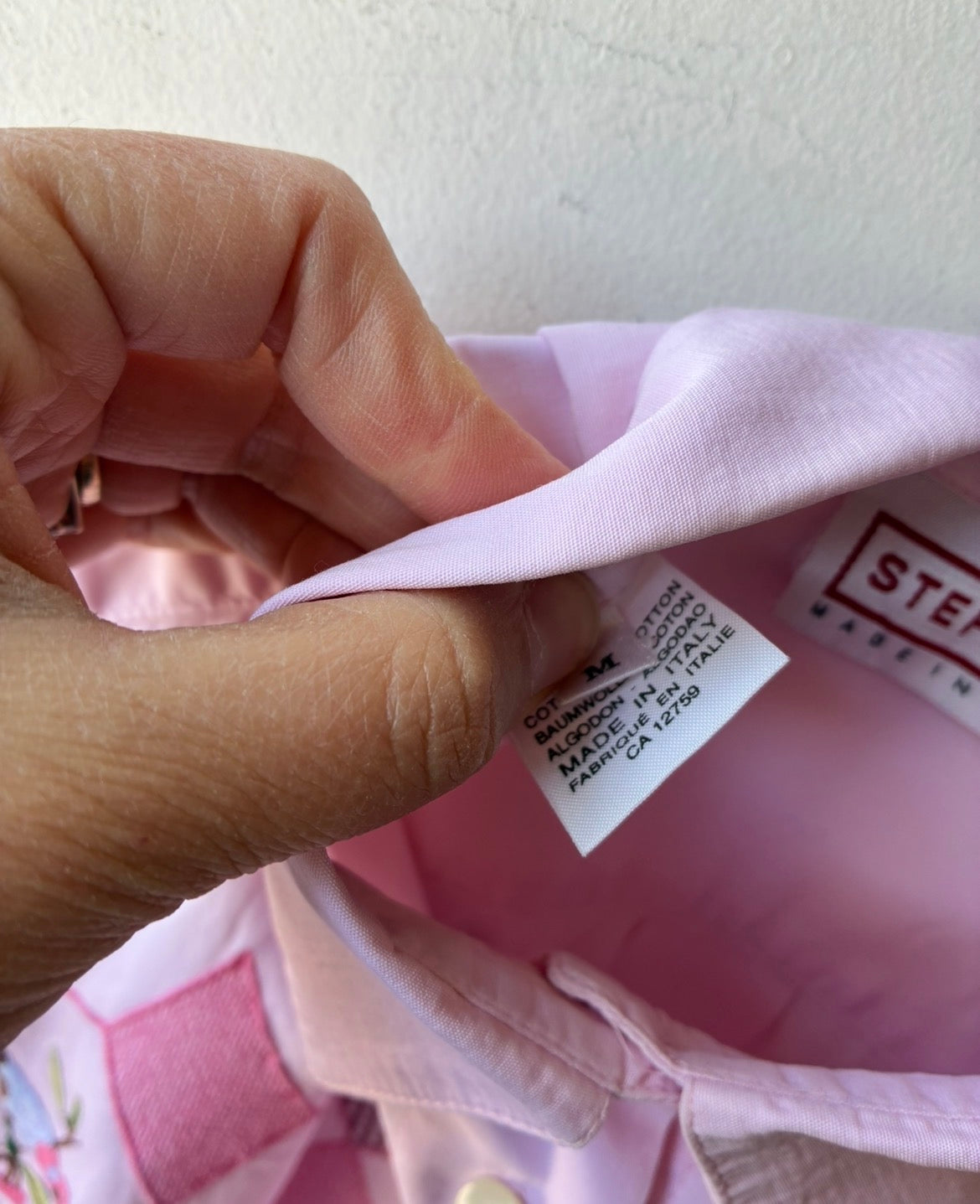 Camicia Vintage Stefanel Rosa con Ricami Naïf e Applicazioni Vichy