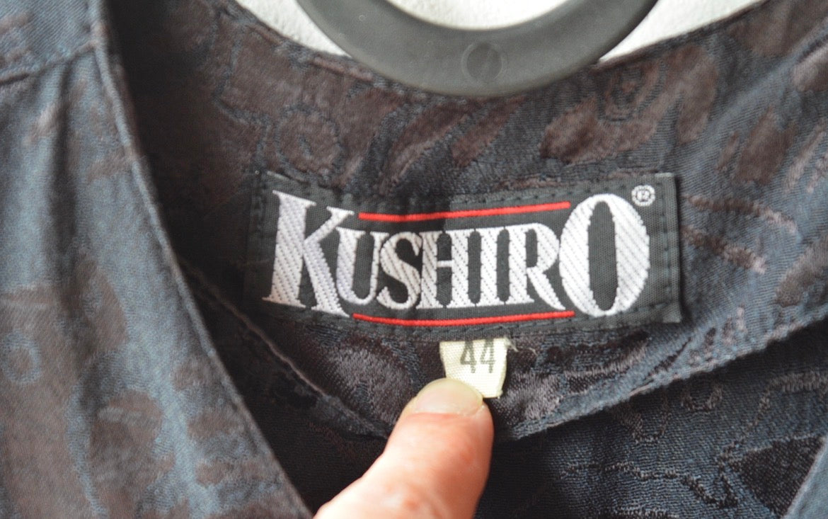 Blusa Vintage Kushiro Jacquard Paisley Nera