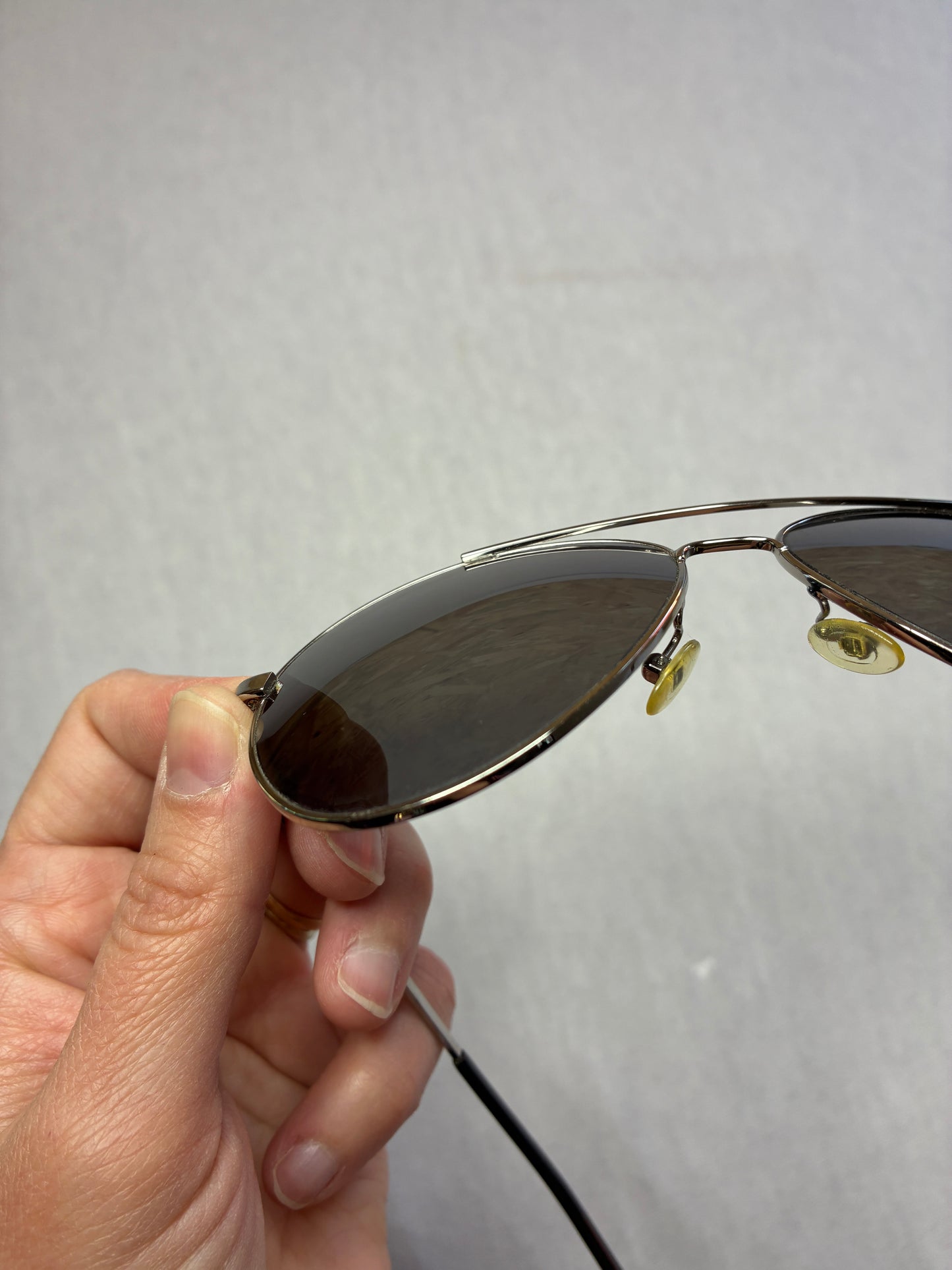 Iceberg — Occhiali da Sole Aviator Vintage Argentati Lenti Grigio Nero