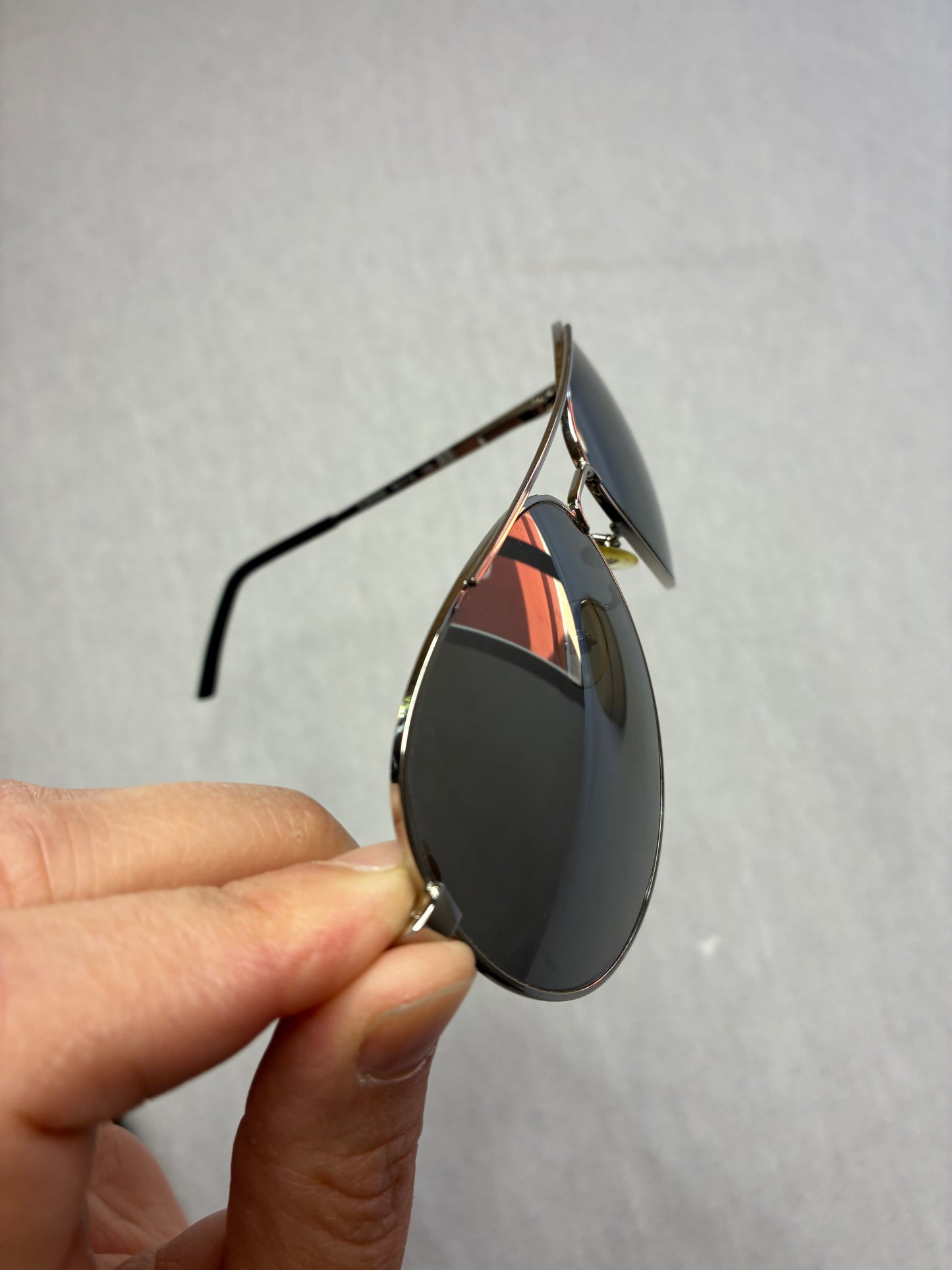 Iceberg — Occhiali da Sole Aviator Vintage Argentati Lenti Grigio Nero