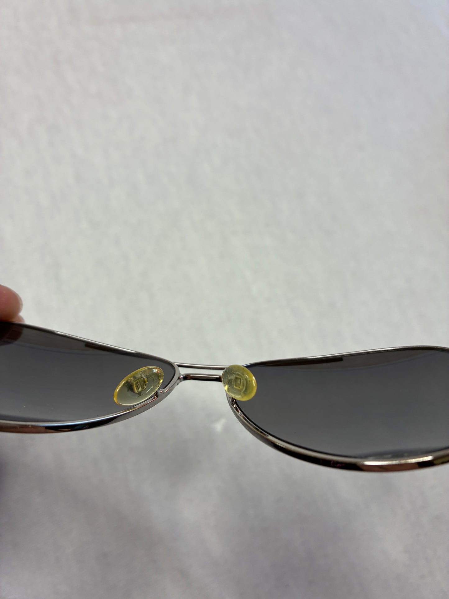 Iceberg — Occhiali da Sole Aviator Vintage Argentati Lenti Grigio Nero