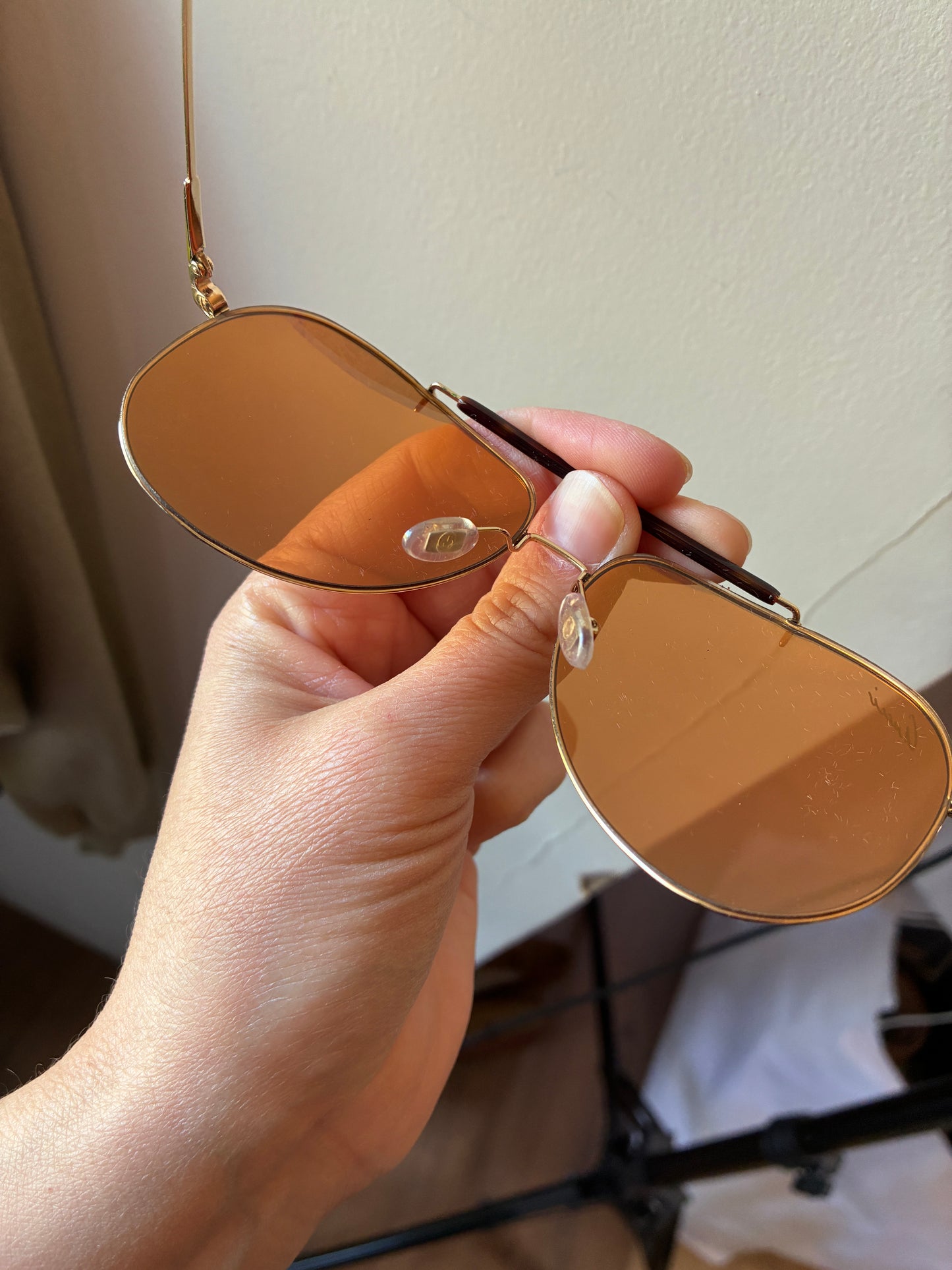 Gucci — Occhiali da Sole Aviator Rimless Vintage Lenti Ambra Oro Specchiato
