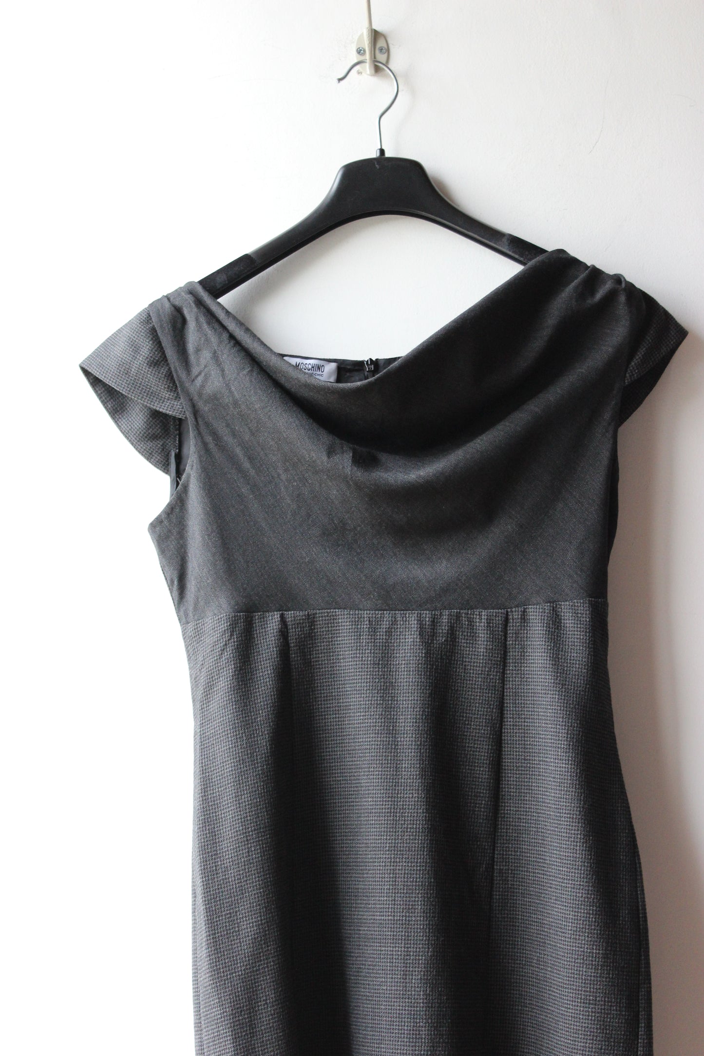 MOSCHINO Vintage Abito Elegante Grigio – Lana Vergine