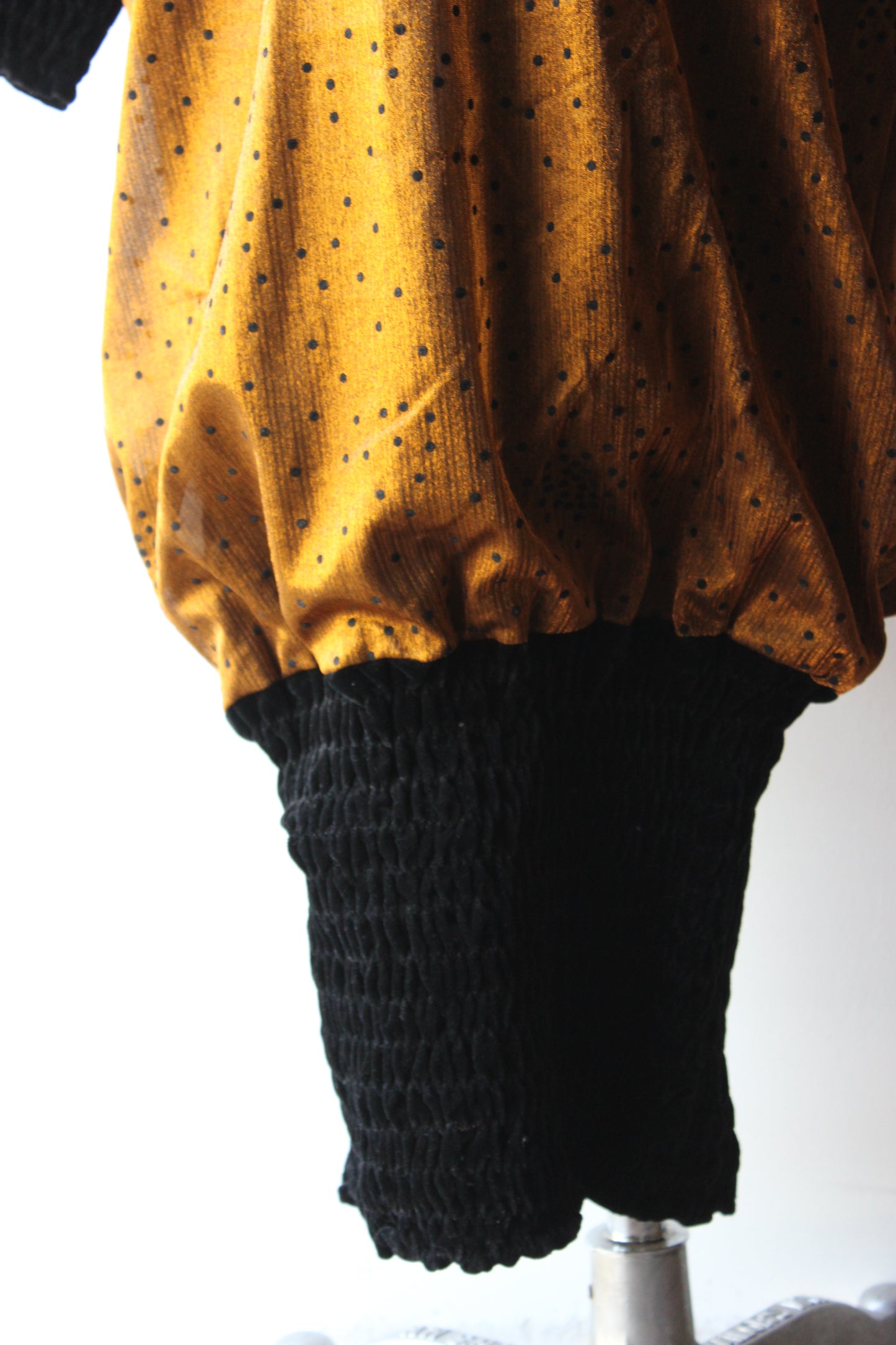 Tunica Vintage Oversize Ocra con Velluto Nero